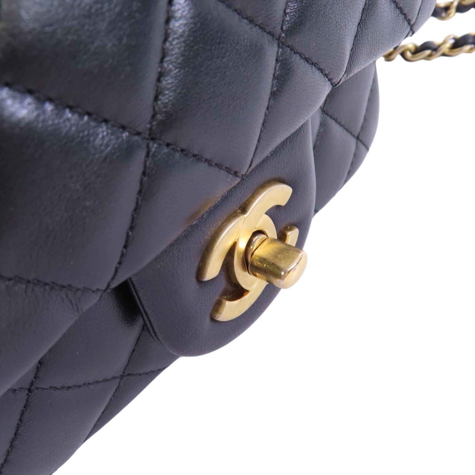 CHANEL 羊皮皮革Chain Shoulder Bag金扣鏈帶肩背大