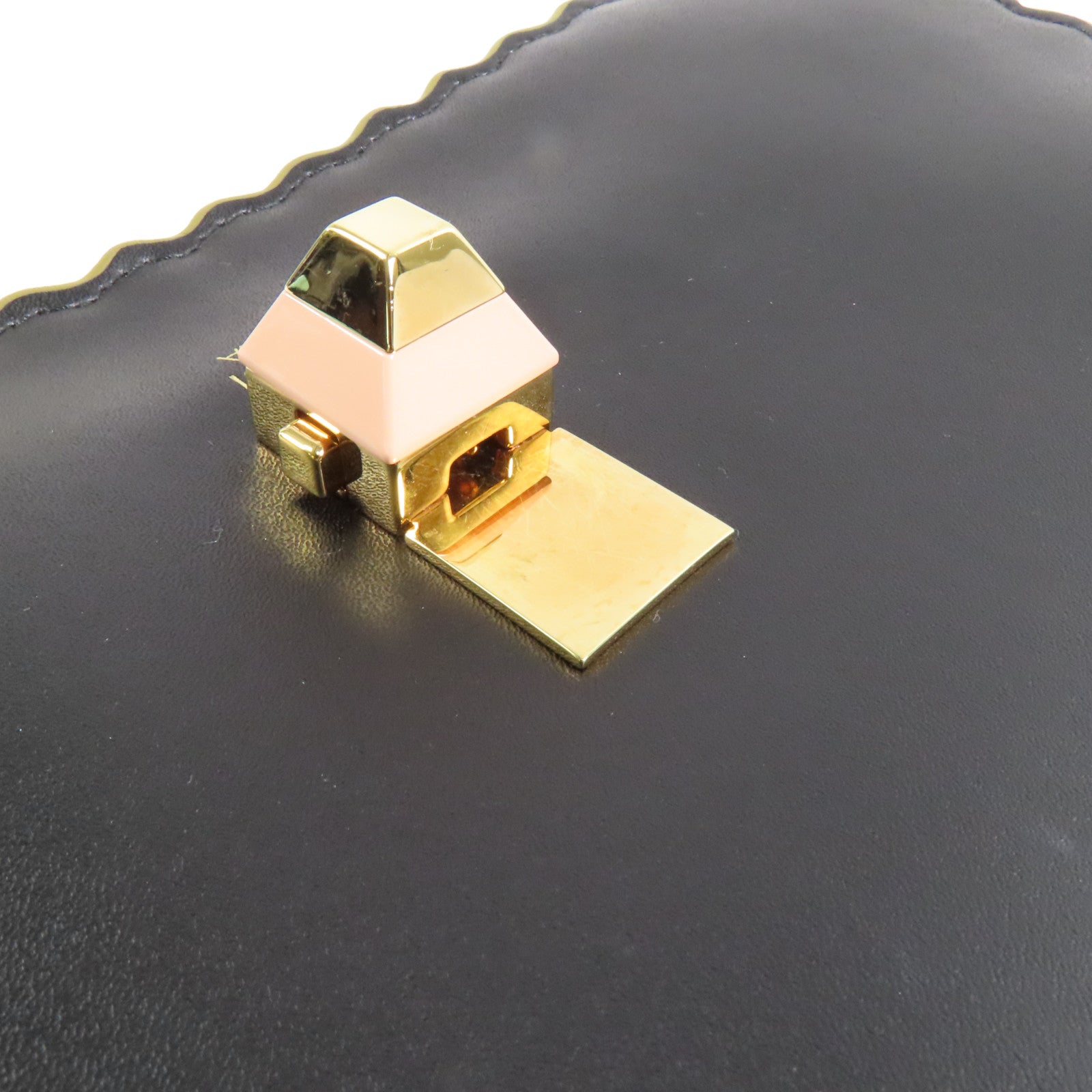 FENDI 牛皮皮革Kan I金扣手挽肩背兩用袋