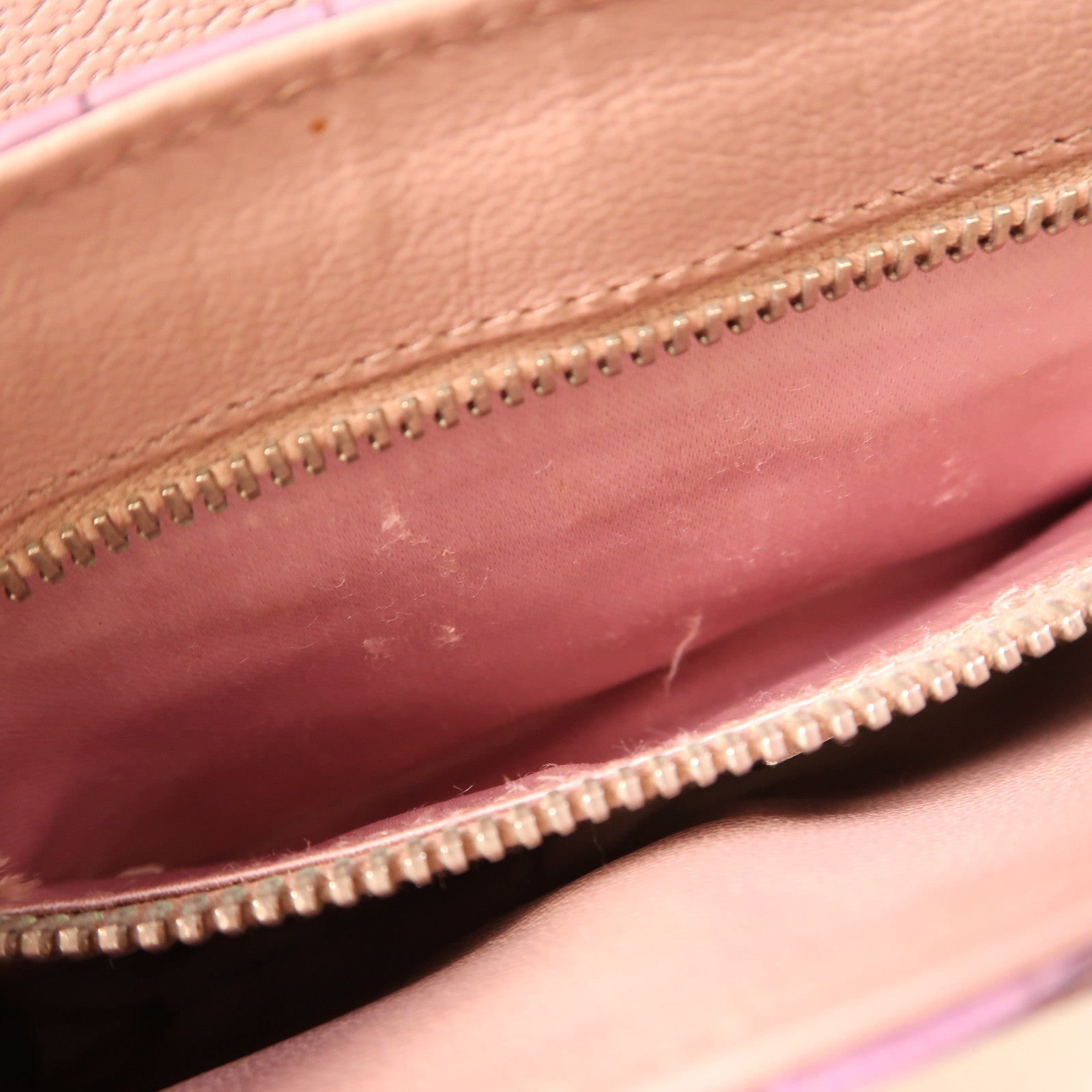 PRADA 鱷魚皮革Cocco Pocket D1銀扣肩背袋