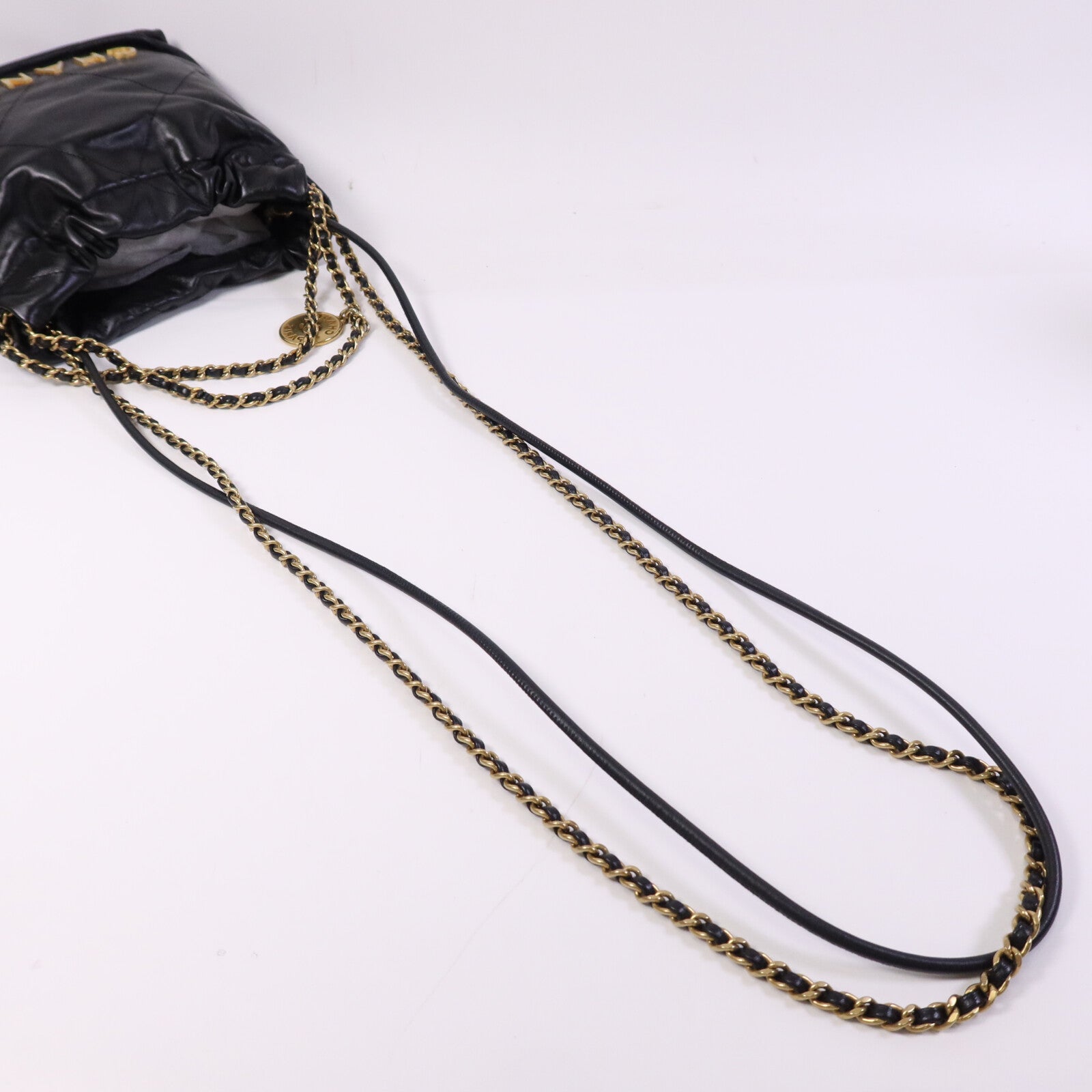 CHANEL 牛皮皮革C22 Mini金扣鏈帶肩背袋