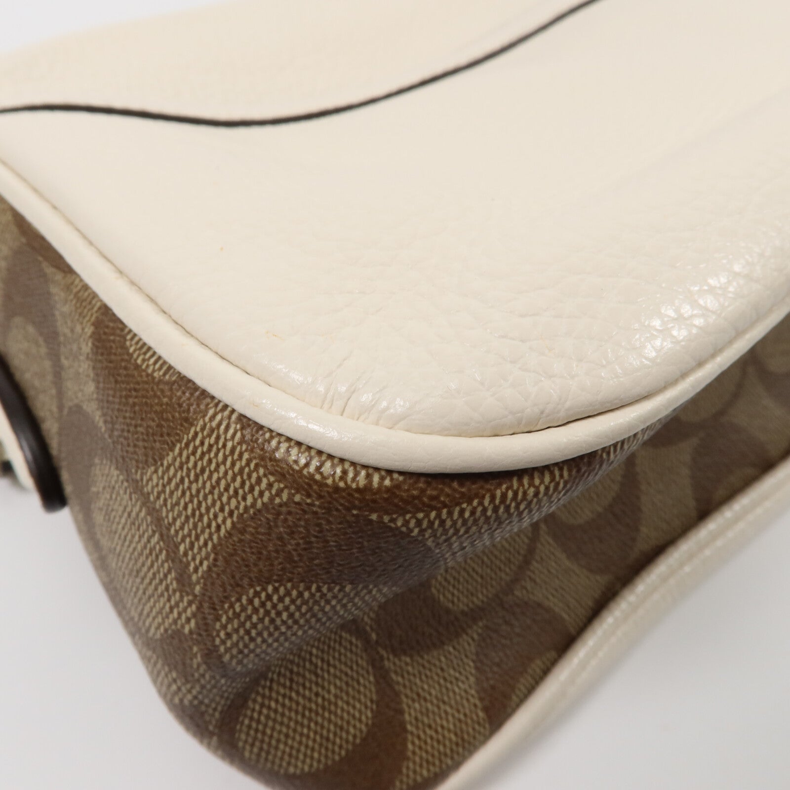 COACH 牛皮皮革Shoulder Bag肩背袋