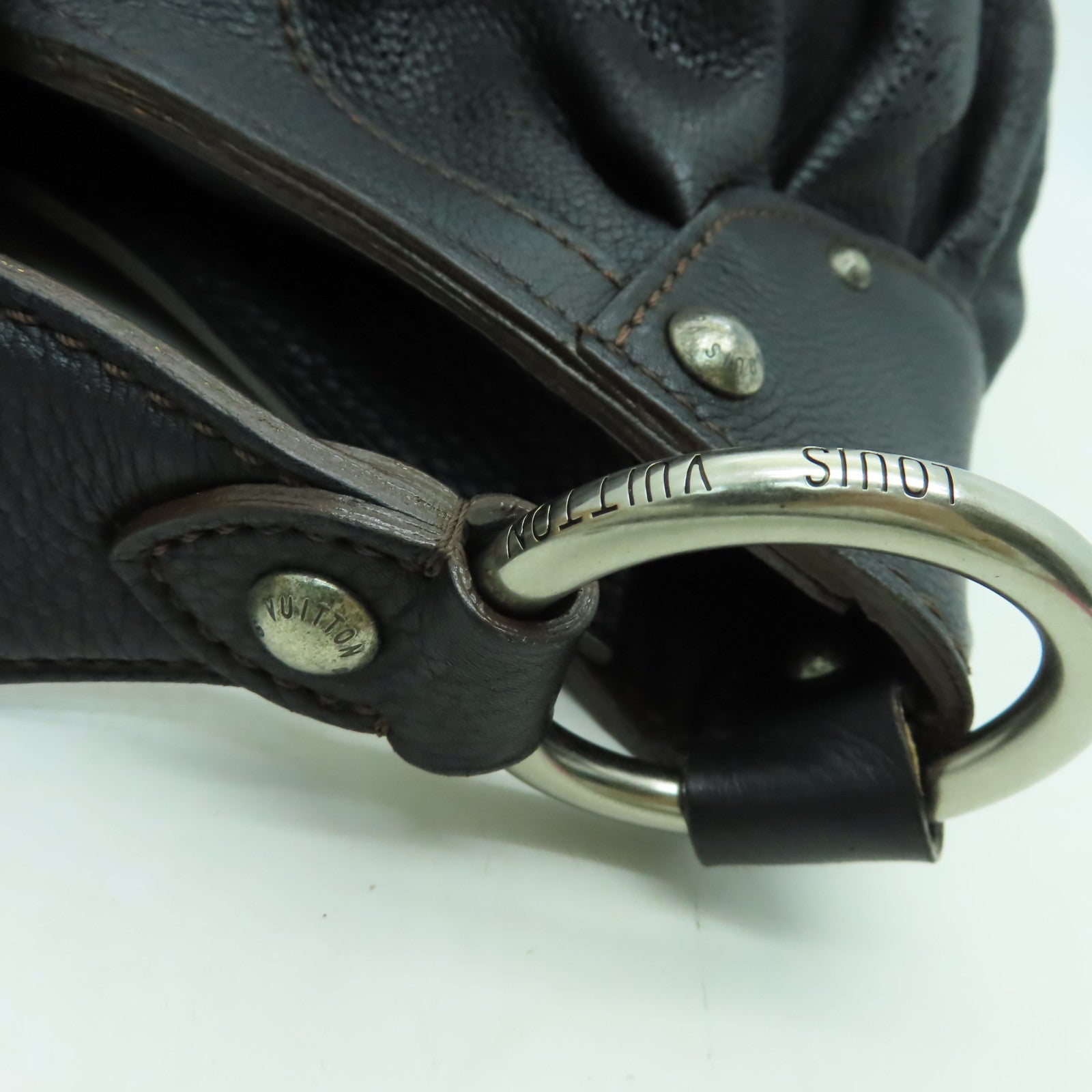 LOUIS VUITTON 【激減優惠】Monogram Mahina Mahina XS銀扣肩背袋黑色