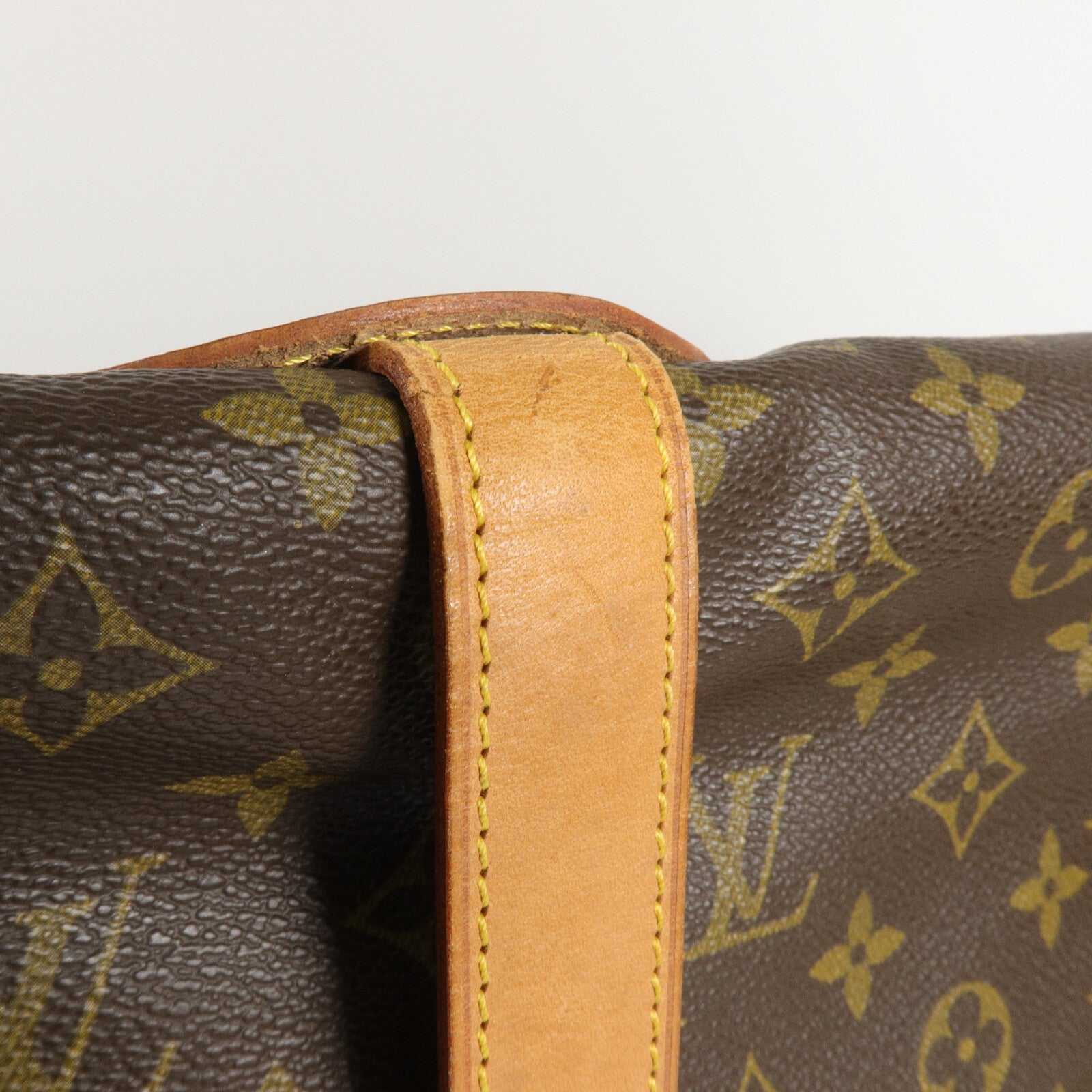 LOUIS VUITTON Monogram Saumur 35金扣肩背袋
