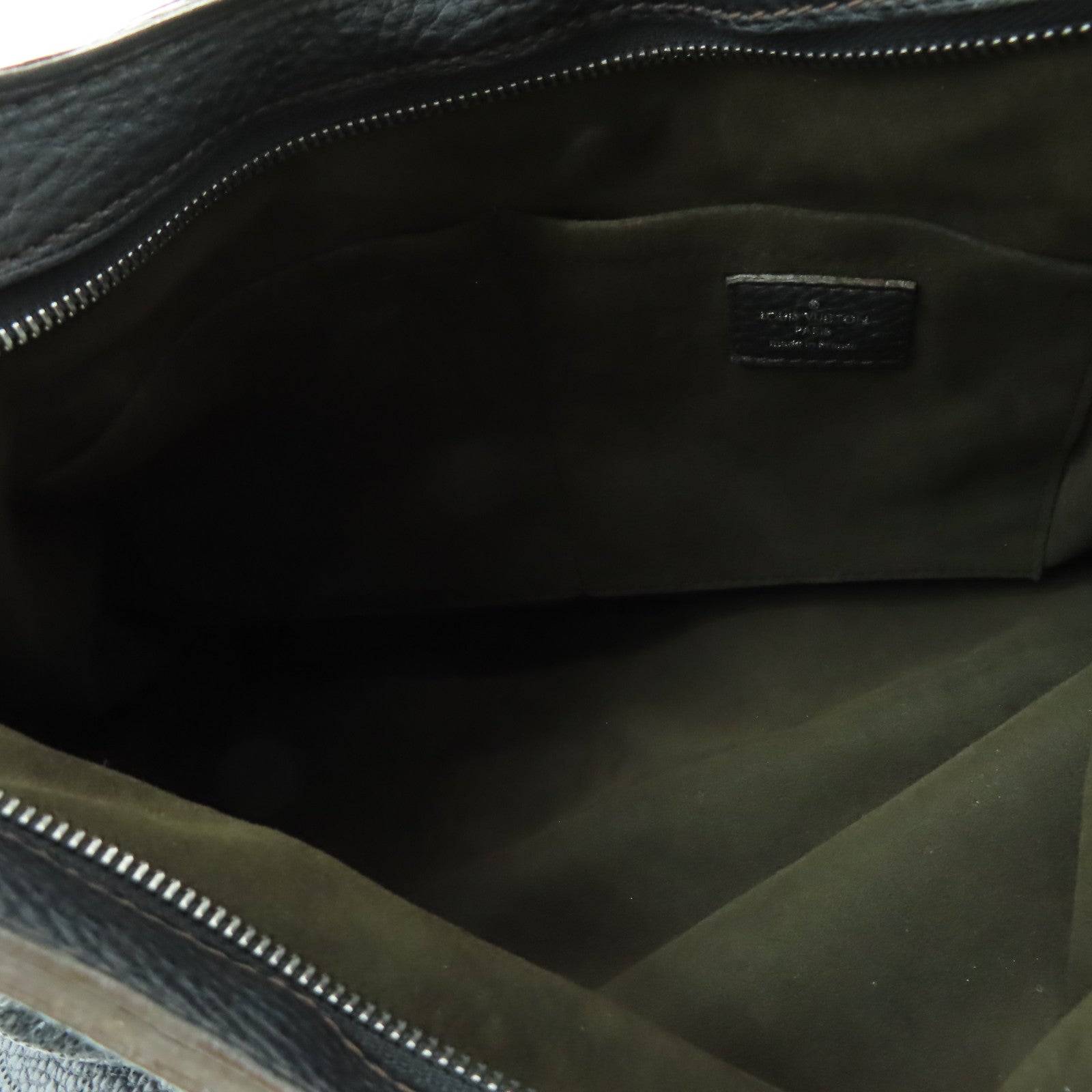LOUIS VUITTON 【激減優惠】Monogram Mahina Mahina XS銀扣肩背袋黑色