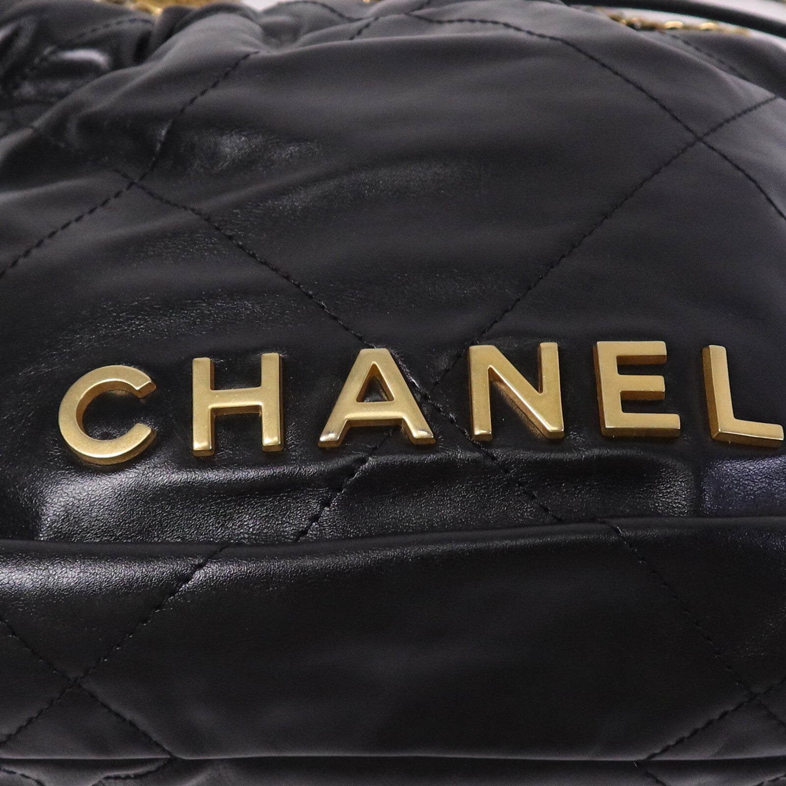 CHANEL 牛皮皮革C22 Mini金扣鏈帶肩背袋