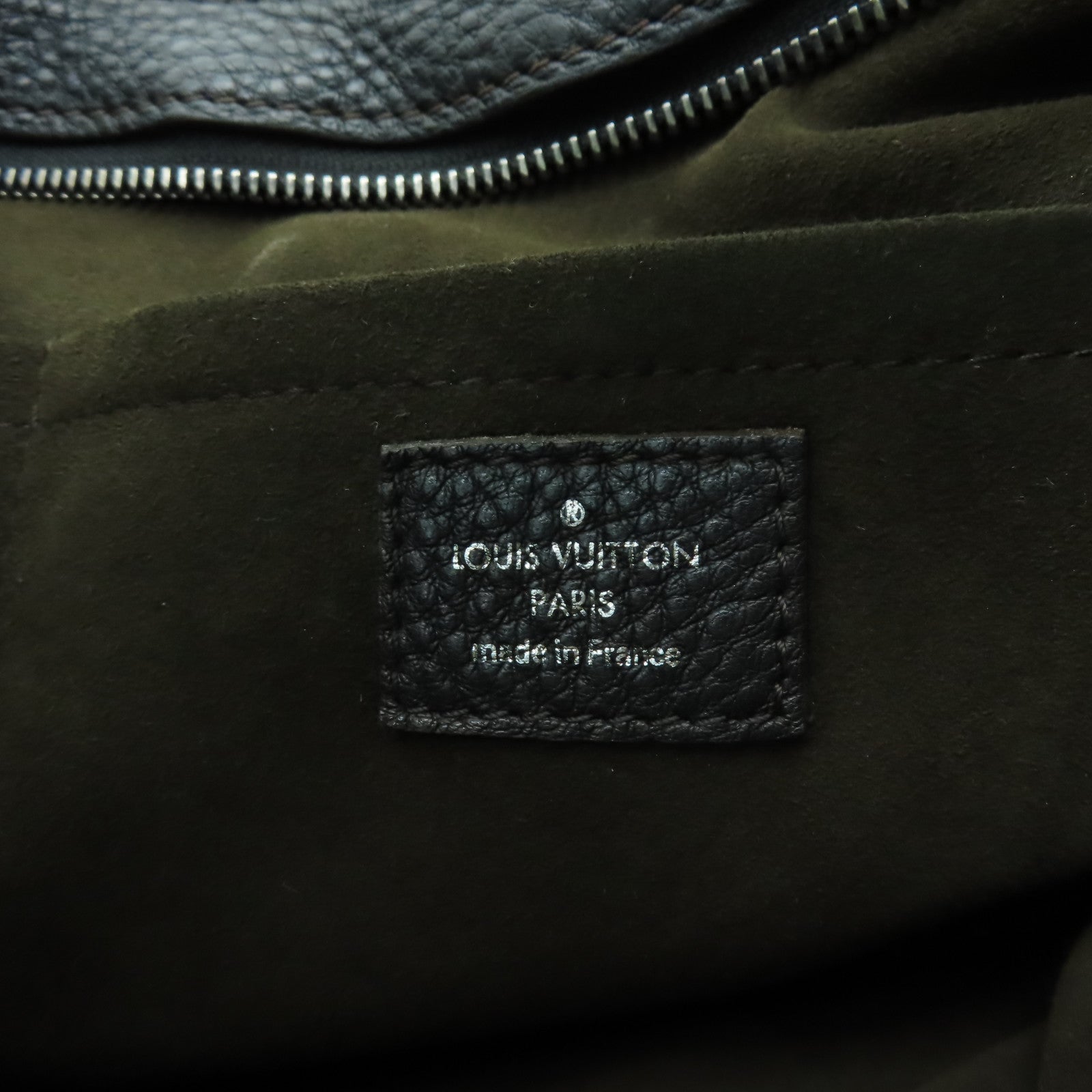 LOUIS VUITTON 【激減優惠】Monogram Mahina Mahina XS銀扣肩背袋黑色