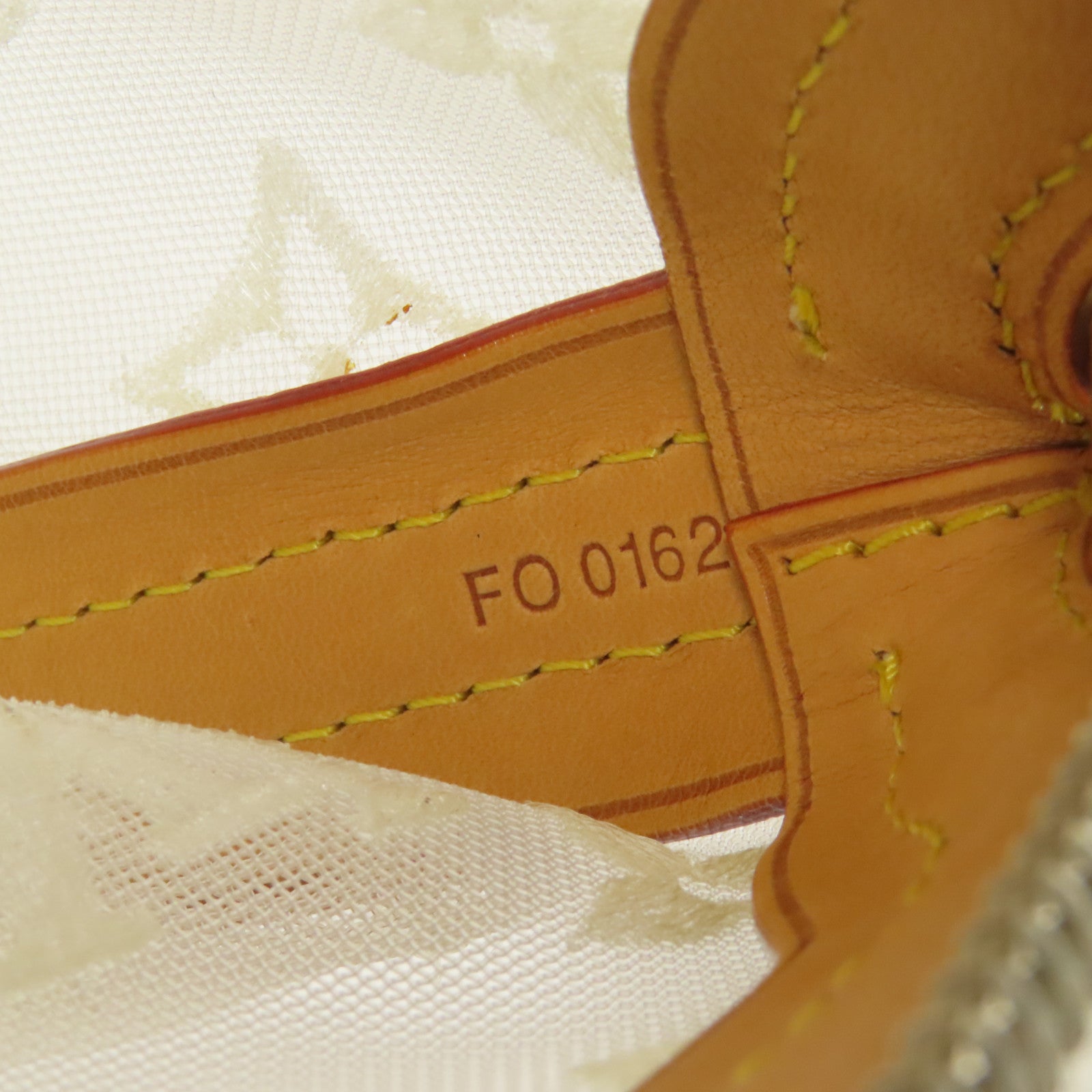 LOUIS VUITTON Monogram Transparent Lockit East West銀扣手挽袋