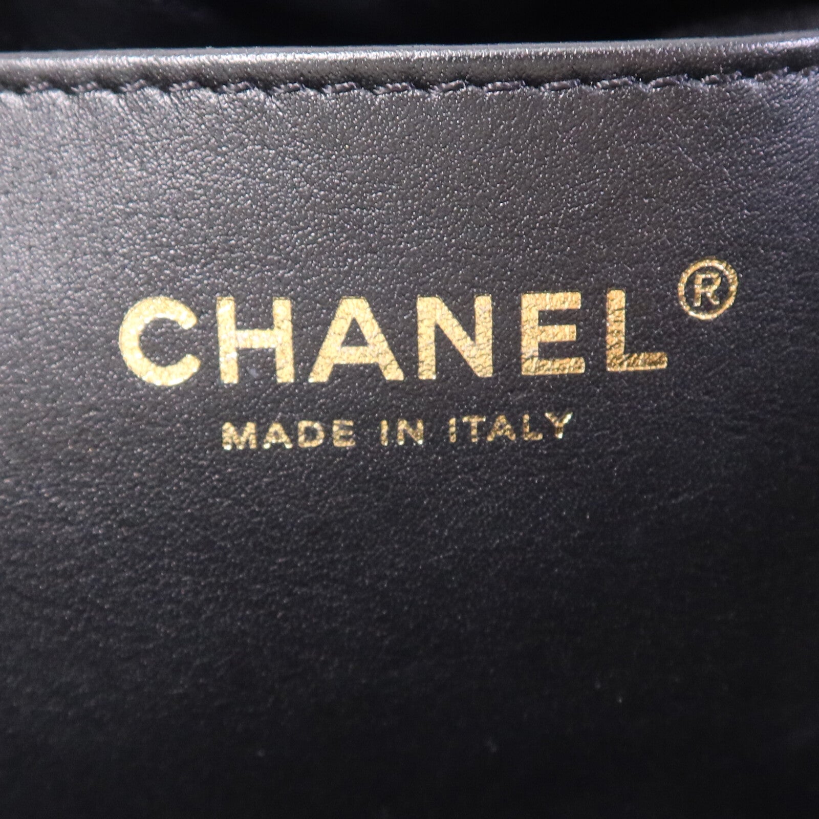 CHANEL 牛皮皮革C22 Mini金扣鏈帶肩背袋