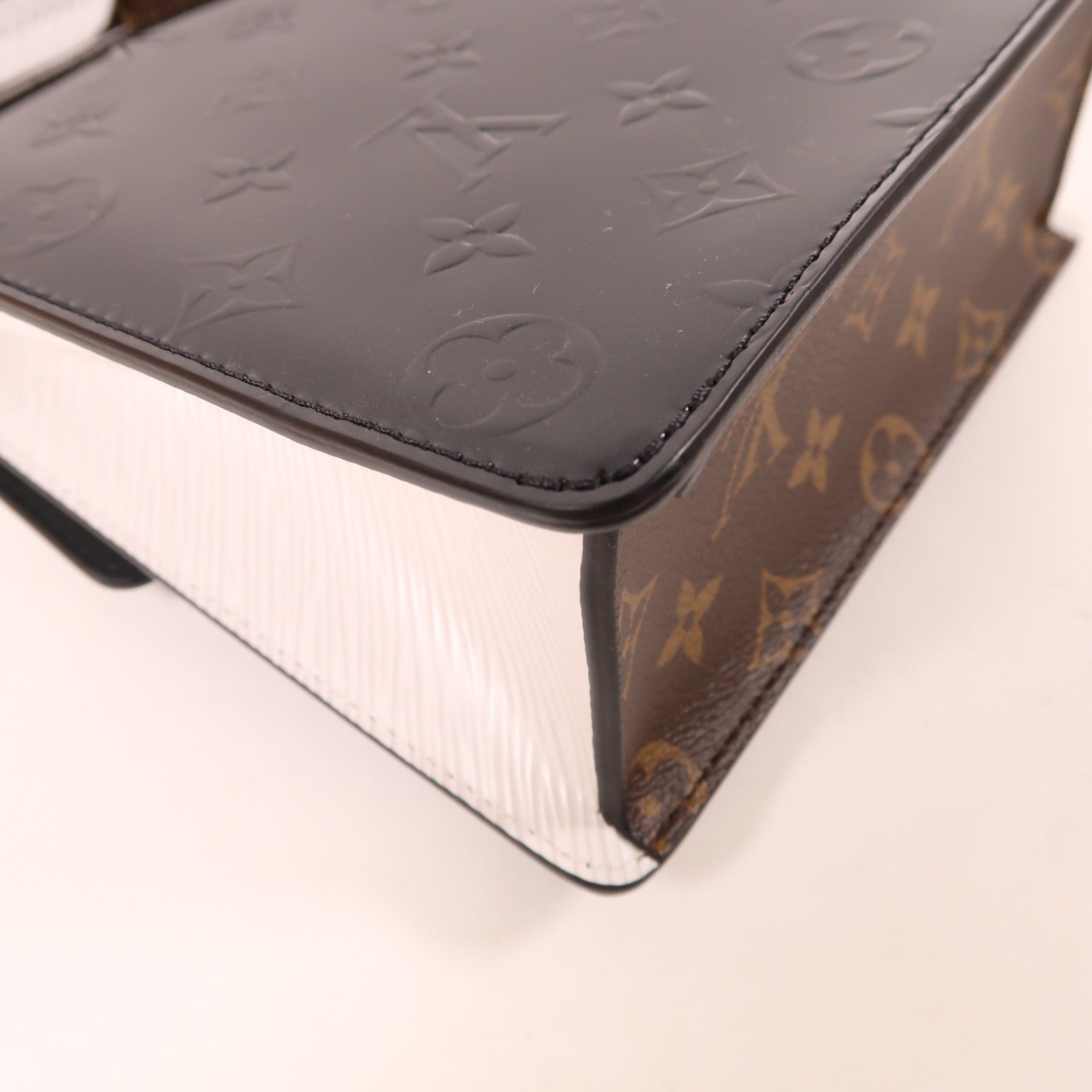 LOUIS VUITTON LV GHW Spring Street 2 Way Shoulder Bag M90375 Monogram Epi Vernis