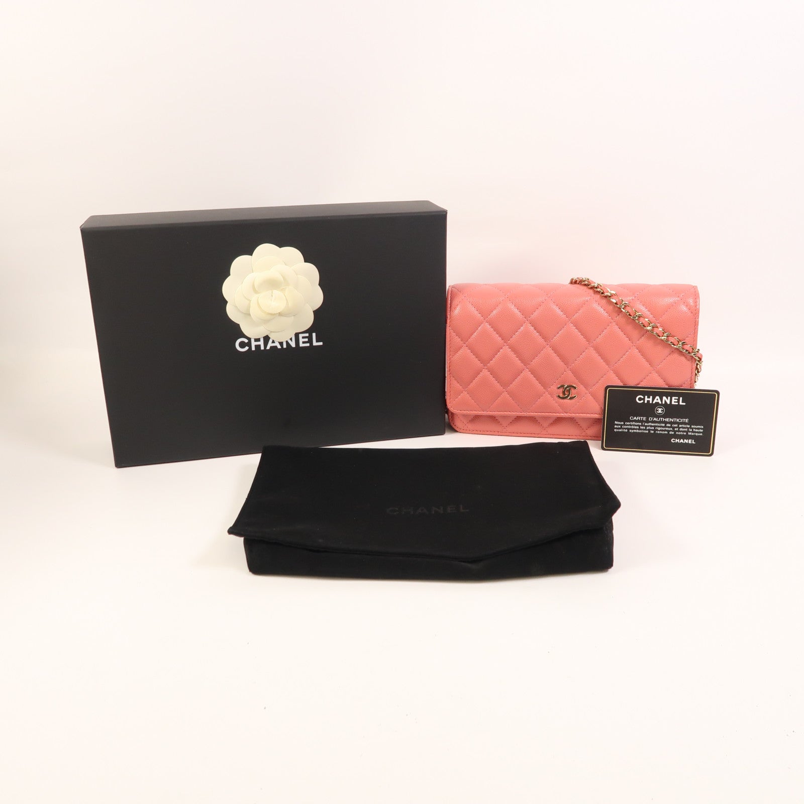 CHANEL 牛皮皮革WOC Wallet On Chain金扣鏈帶肩背袋