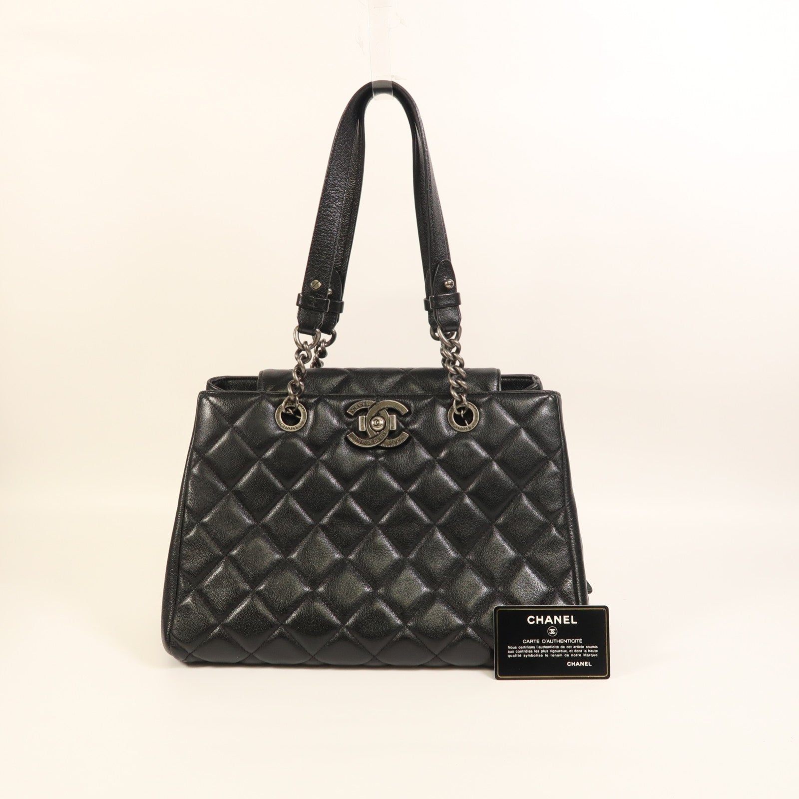 CHANEL 牛皮皮革Tote Bag銀扣肩背袋