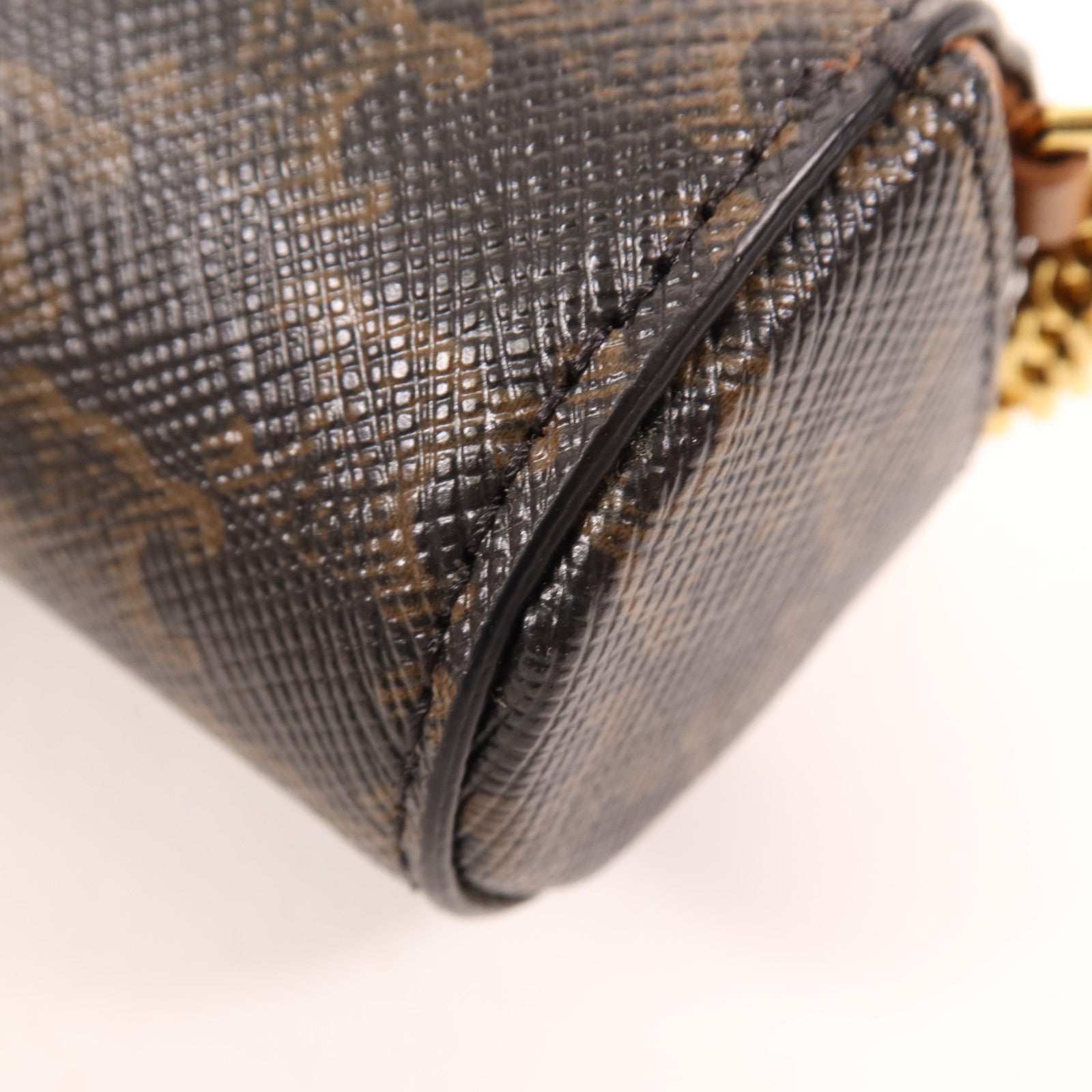 CELINE 塗層帆布Mini Macadam Lipstick Pouch金扣鏈帶唇膏盒