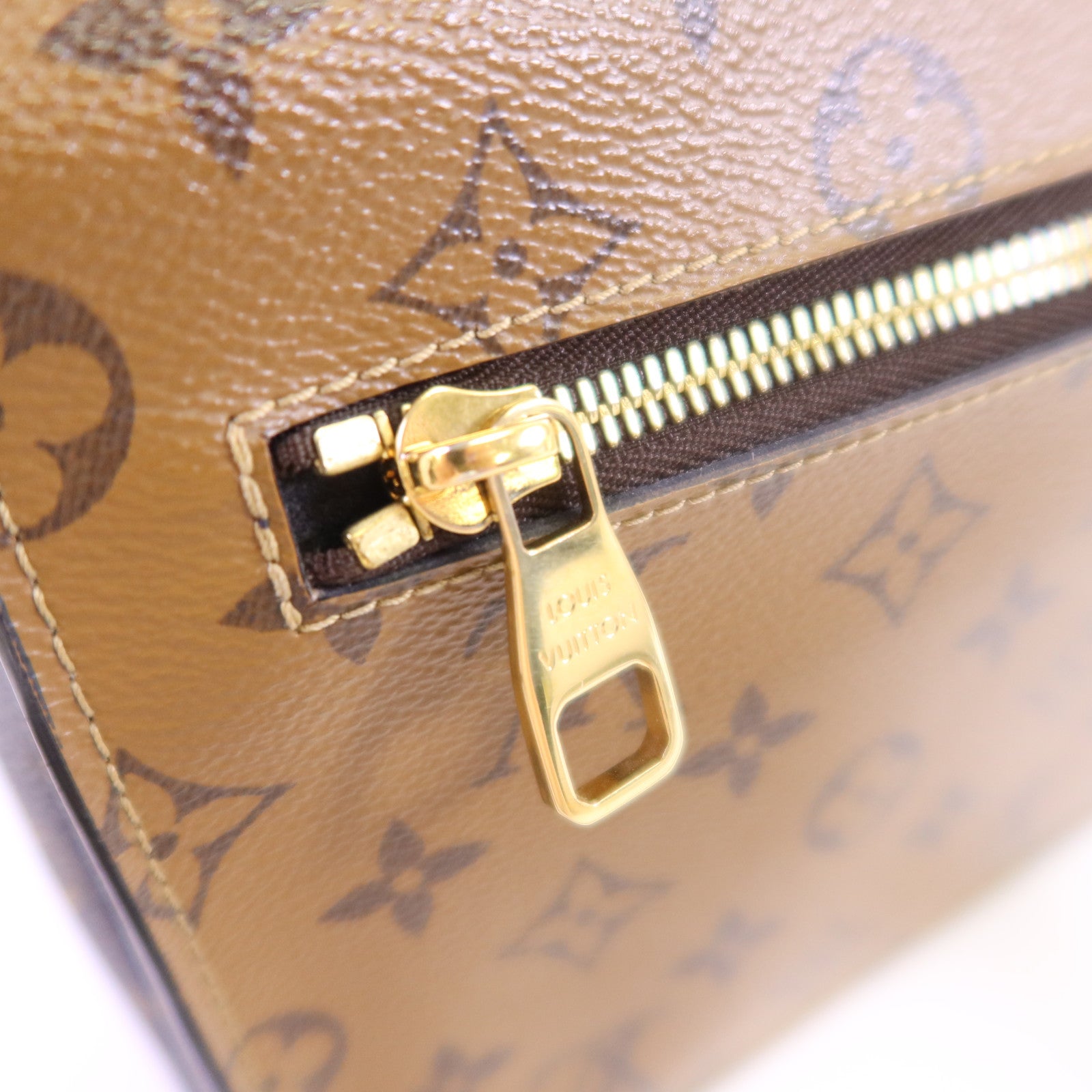 LOUIS VUITTON Monogram Reverse Pochette Metis金扣手挽肩背兩用袋