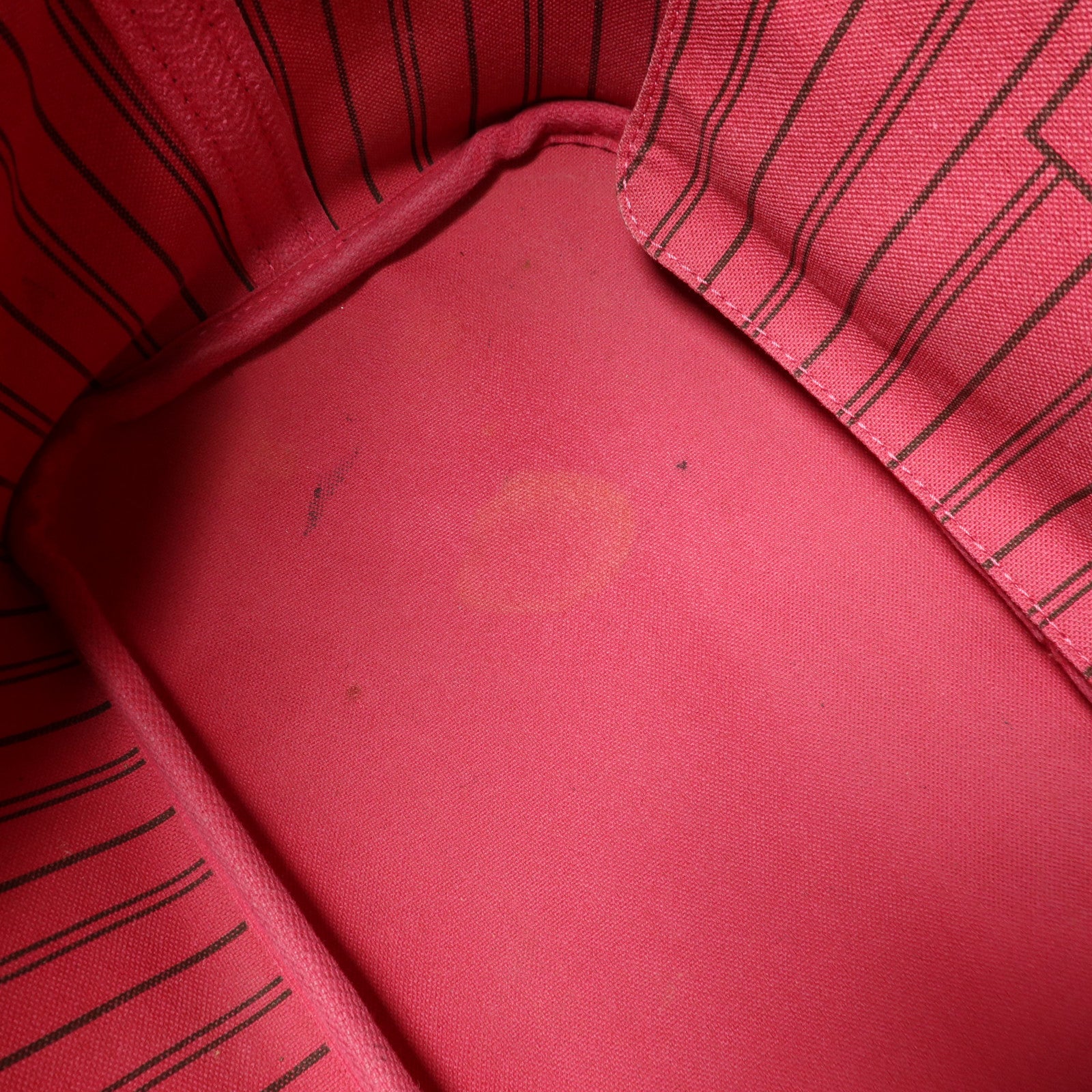 LOUIS VUITTON Monogram Neverfull MM金扣手挽袋