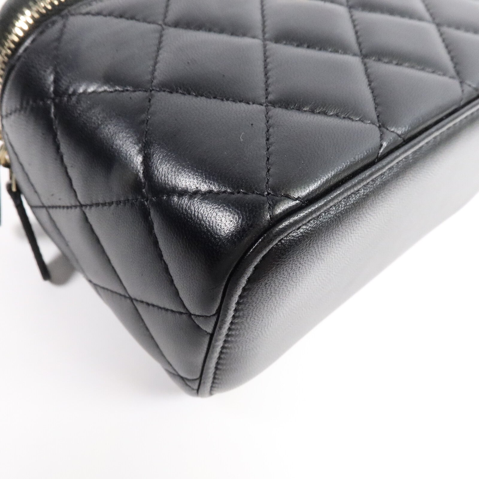CHANEL 羊皮皮革Vanity Case鏈帶肩背袋