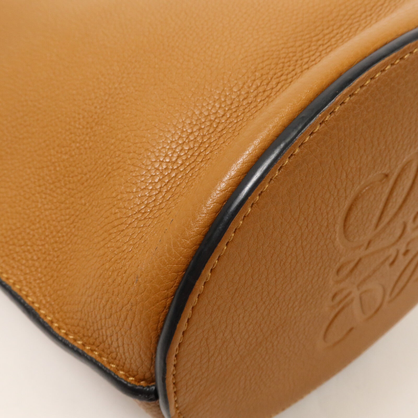 LOEWE 牛皮皮革Gate Bucket肩背袋