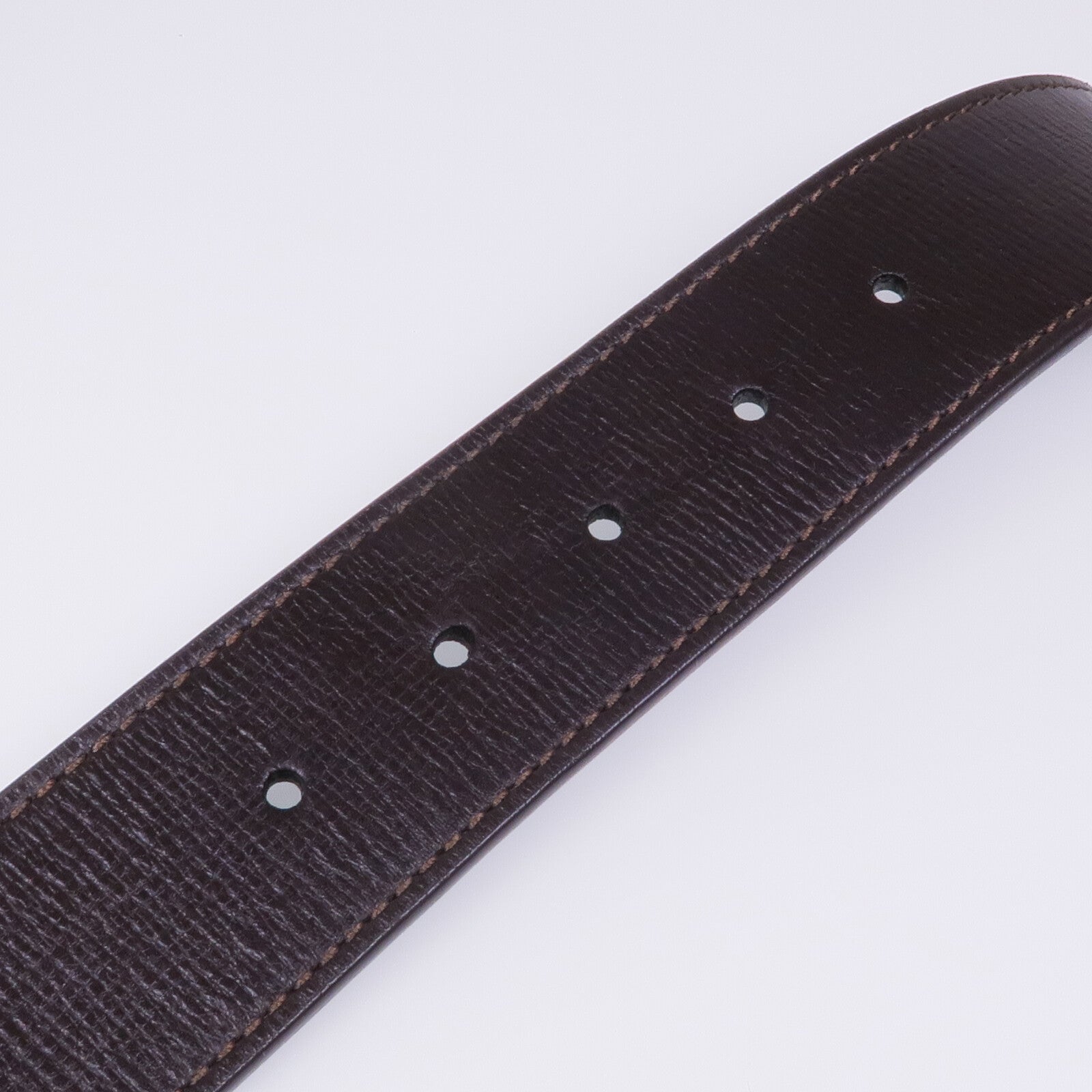 LOUIS VUITTON 牛皮皮革Ceinture LV Initial金扣皮帶