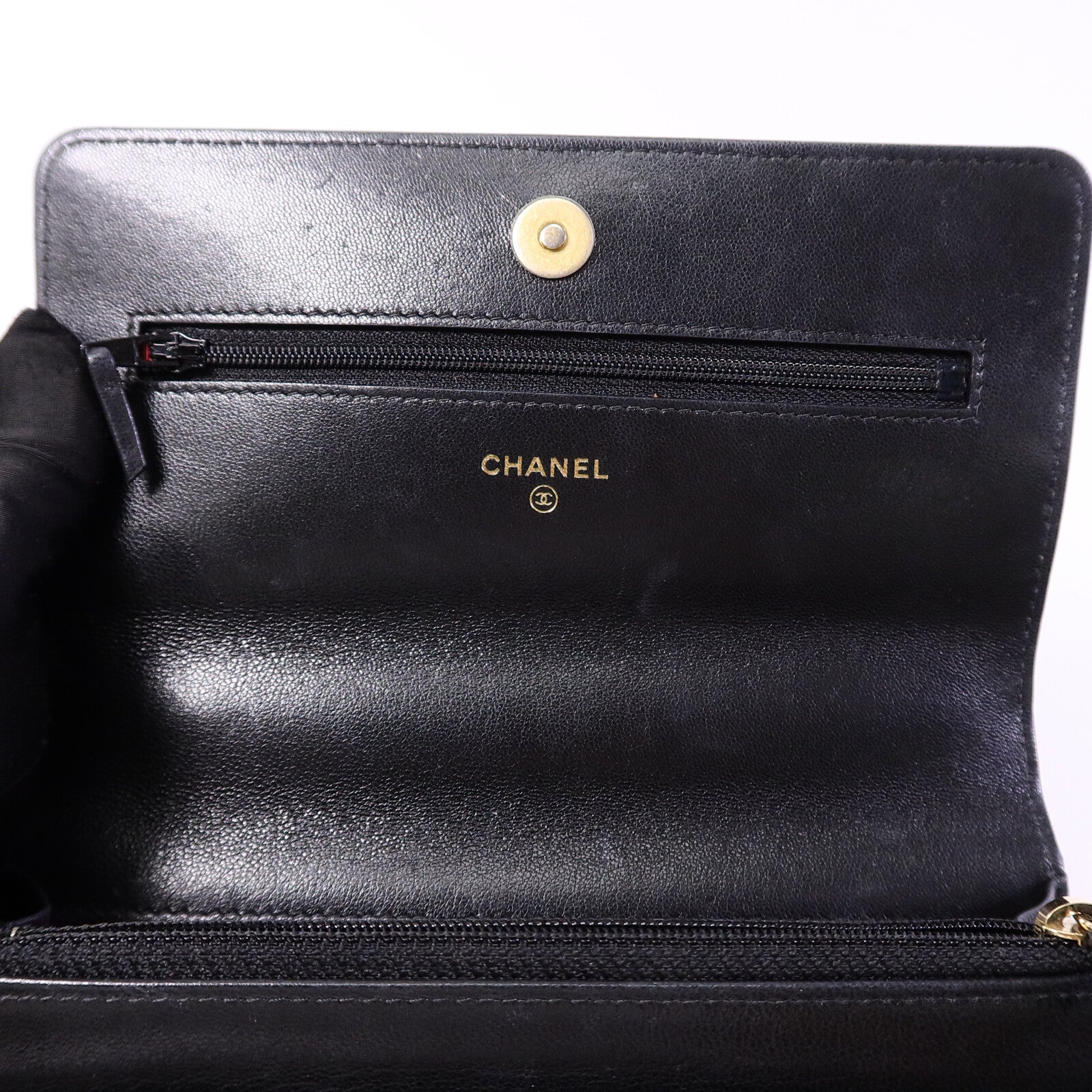 CHANEL 羊皮皮革Chanel 19 WOC鏈帶手挽肩背兩用袋