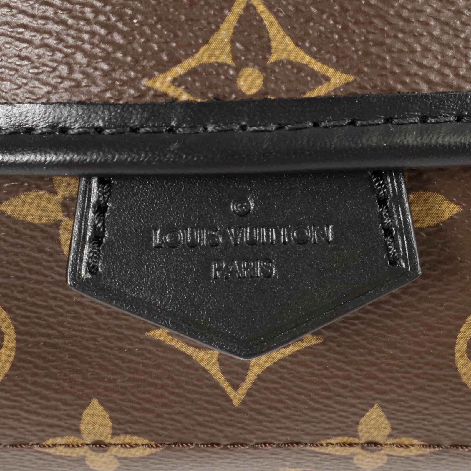 LOUIS VUITTON Monogram Macassar Magnetic Messenger Bag肩背袋