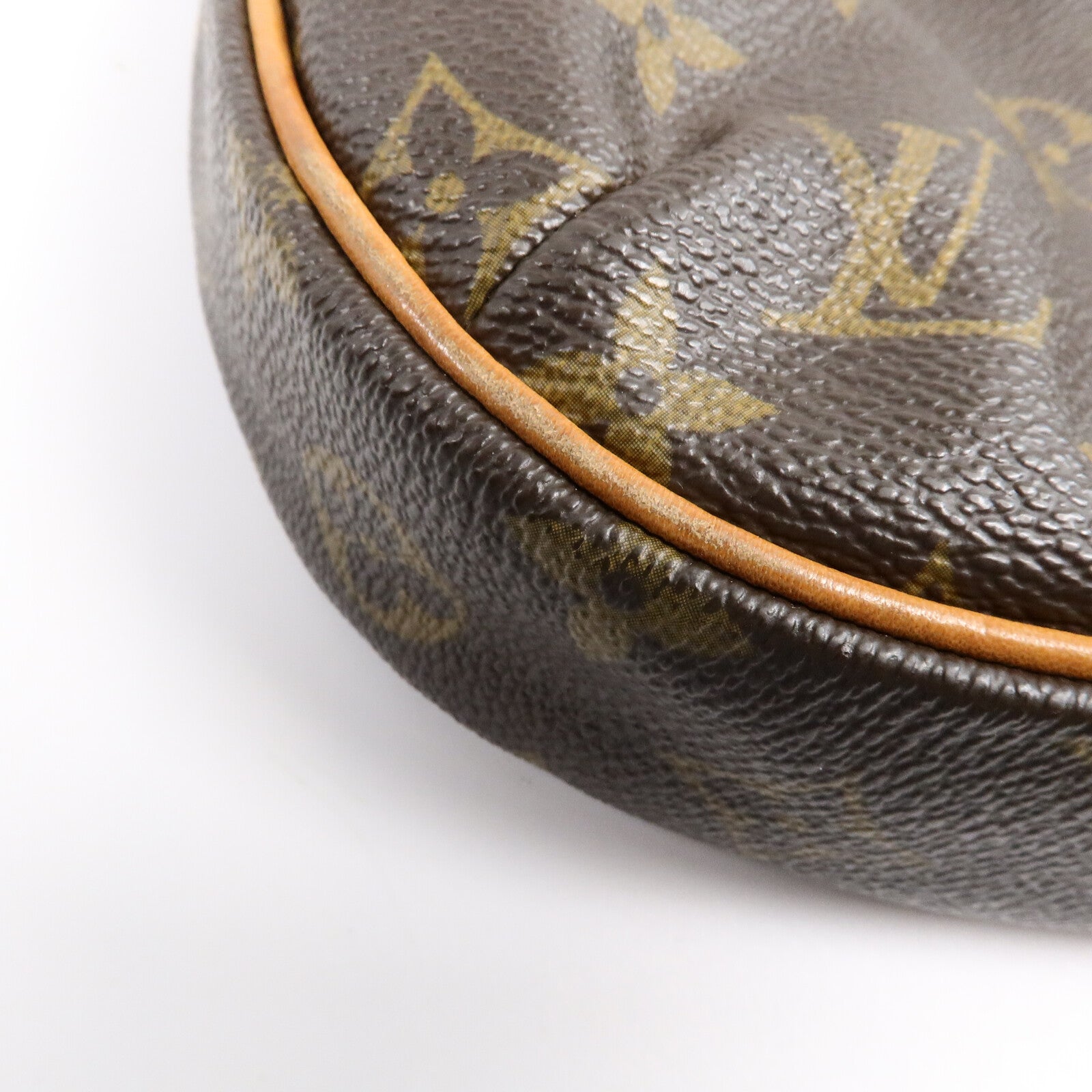 LOUIS VUITTON Monogram Odeon PM肩背袋