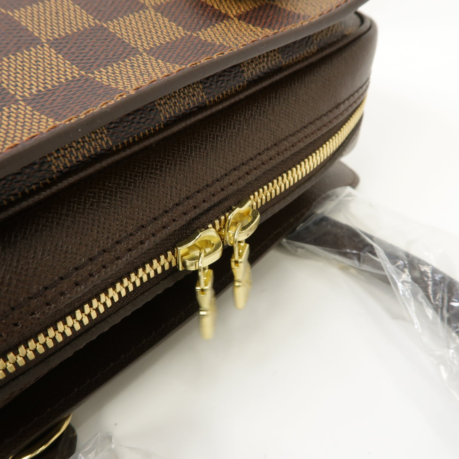 LOUIS VUITTON Damier Triana金扣肩背袋啡色