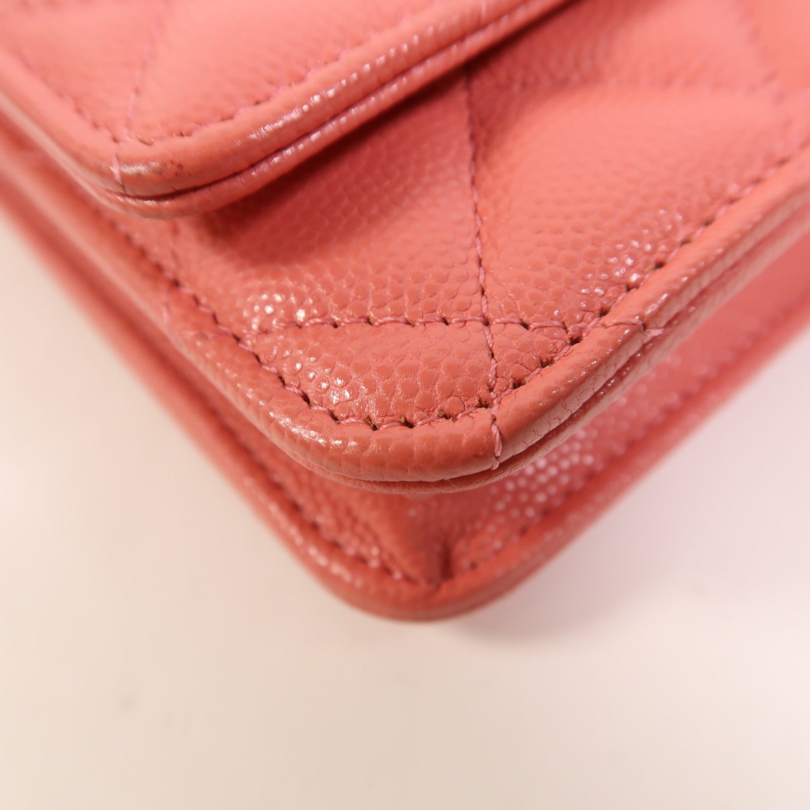 CHANEL 牛皮皮革WOC Wallet On Chain金扣鏈帶肩背袋