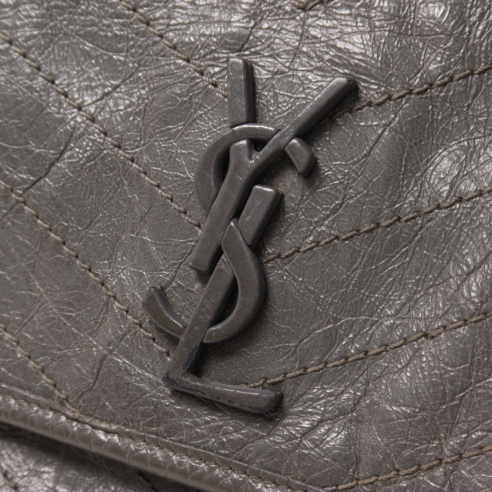 SAINT LAURENT 牛皮皮革Niki Medium鏈帶肩背袋