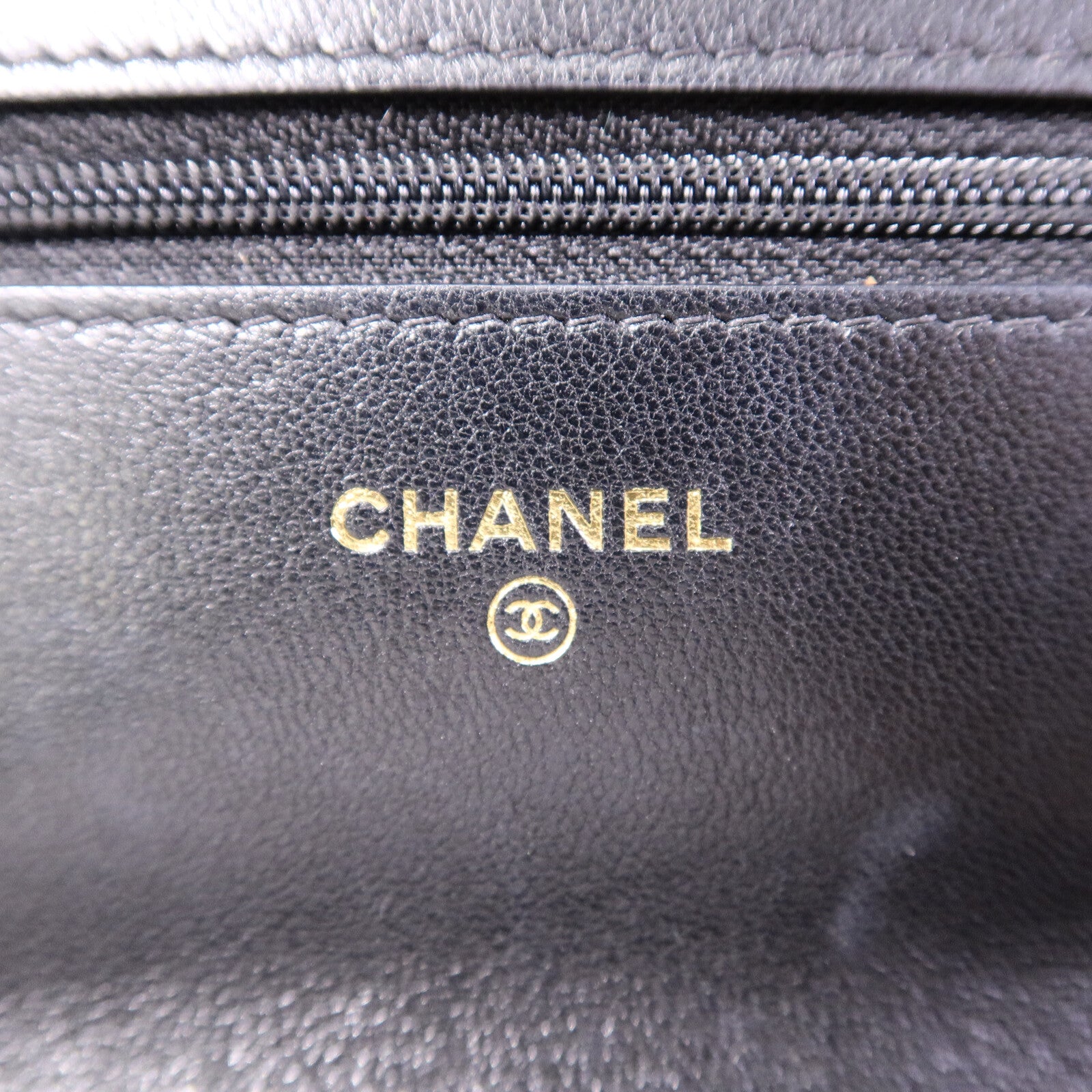 CHANEL 羊皮皮革Chanel 19 WOC鏈帶手挽肩背兩用袋