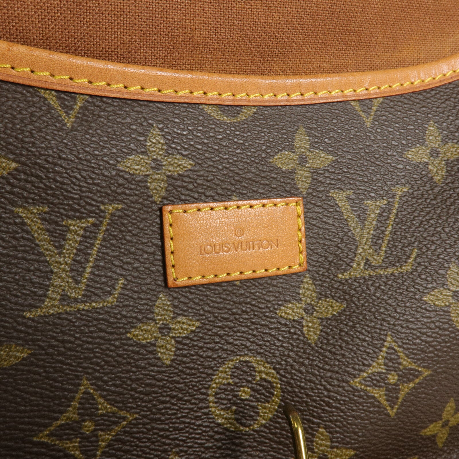 LOUIS VUITTON Monogram Saumur 35金扣肩背袋