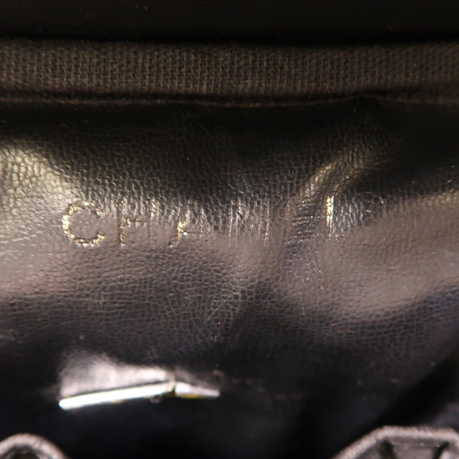 CHANEL 牛皮皮革Vintage Vanity Case金扣手挽袋