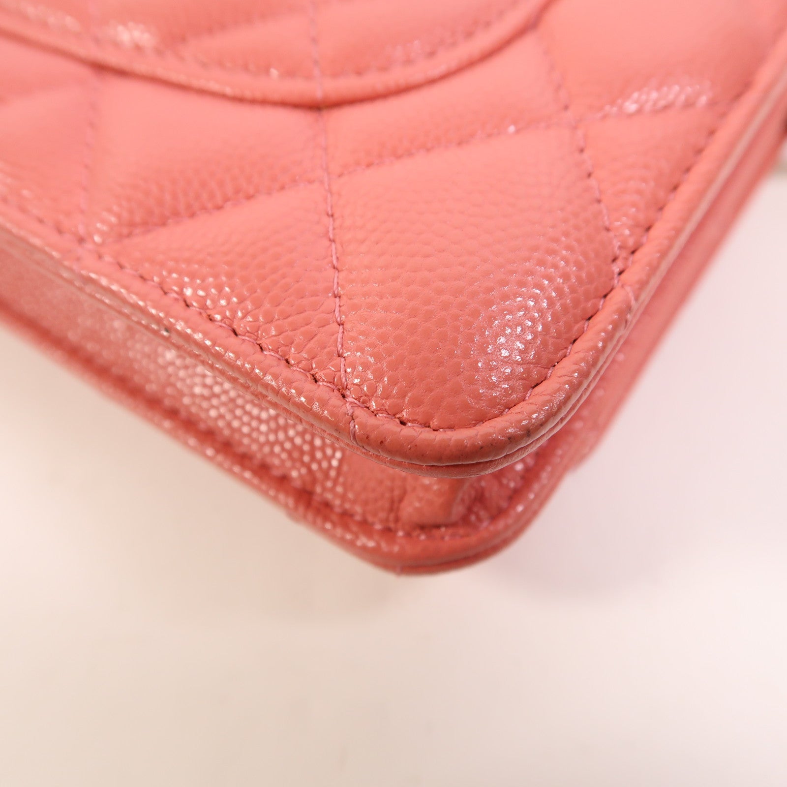 CHANEL 牛皮皮革WOC Wallet On Chain金扣鏈帶肩背袋