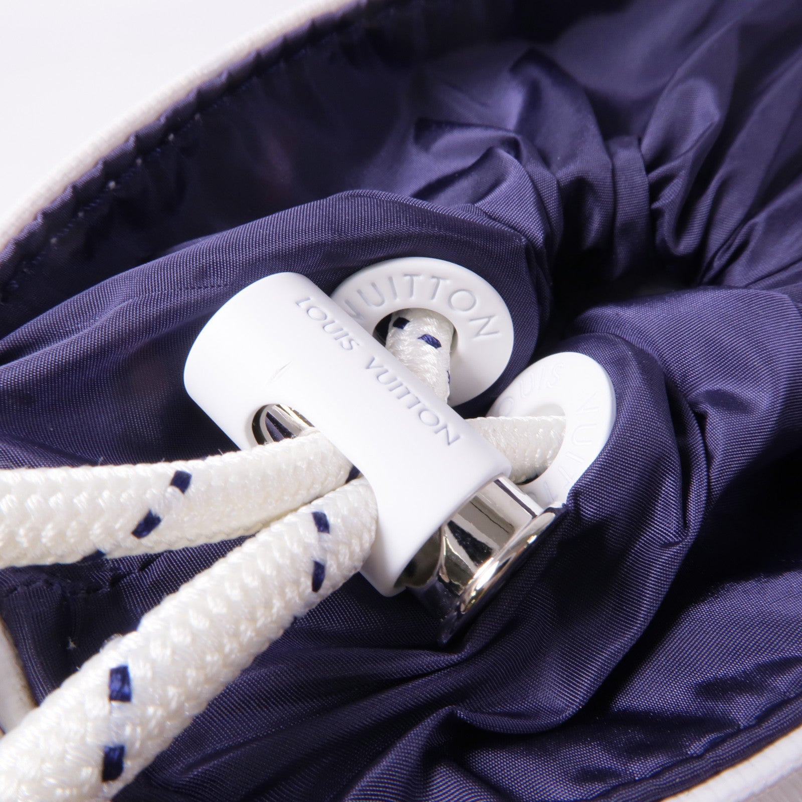 LOUIS VUITTON Float Wearable Wallet Shoulder Bag M11698 Monogram Storm White