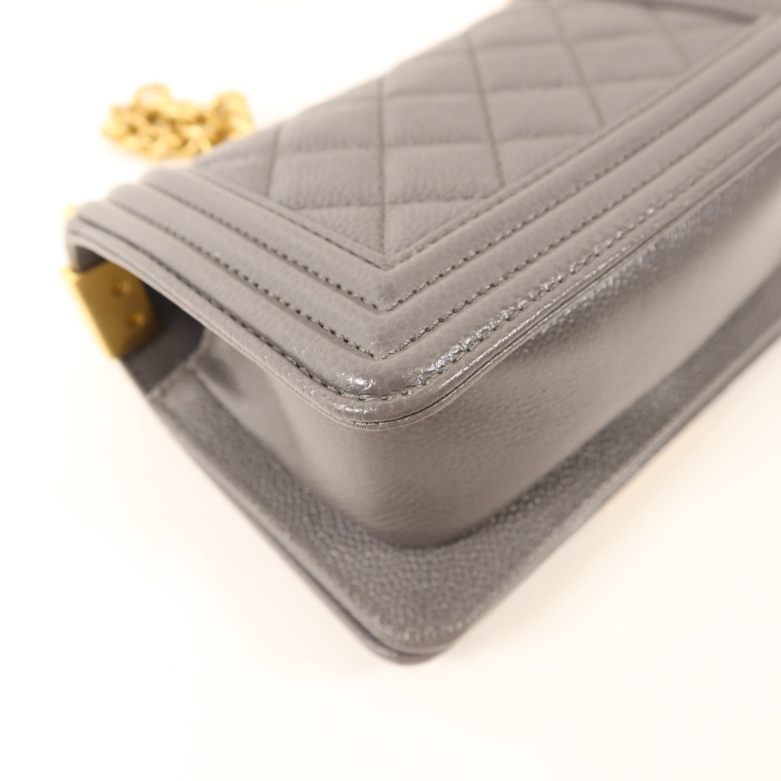 CHANEL 牛皮皮革Mini Boy金扣鏈帶肩背袋
