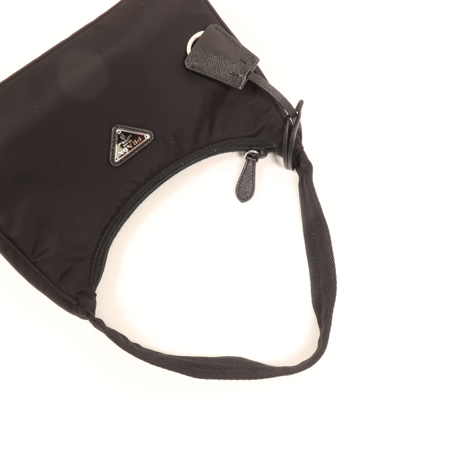 PRADA 尼龍Hobo銀扣手挽袋