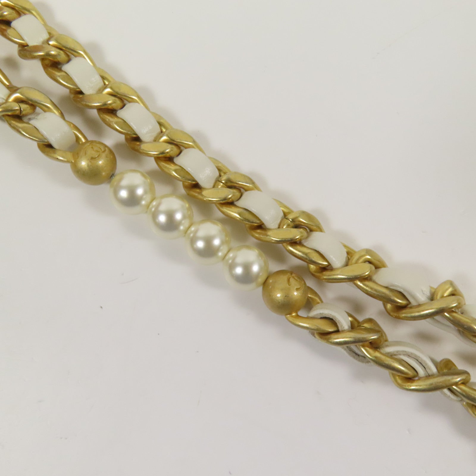 CHANEL 牛皮皮革Chain Shoulder金扣肩背袋