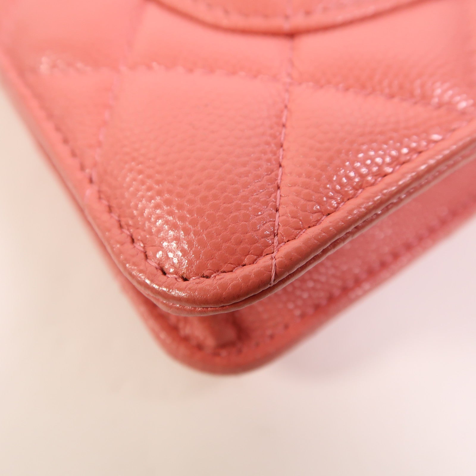 CHANEL 牛皮皮革WOC Wallet On Chain金扣鏈帶肩背袋