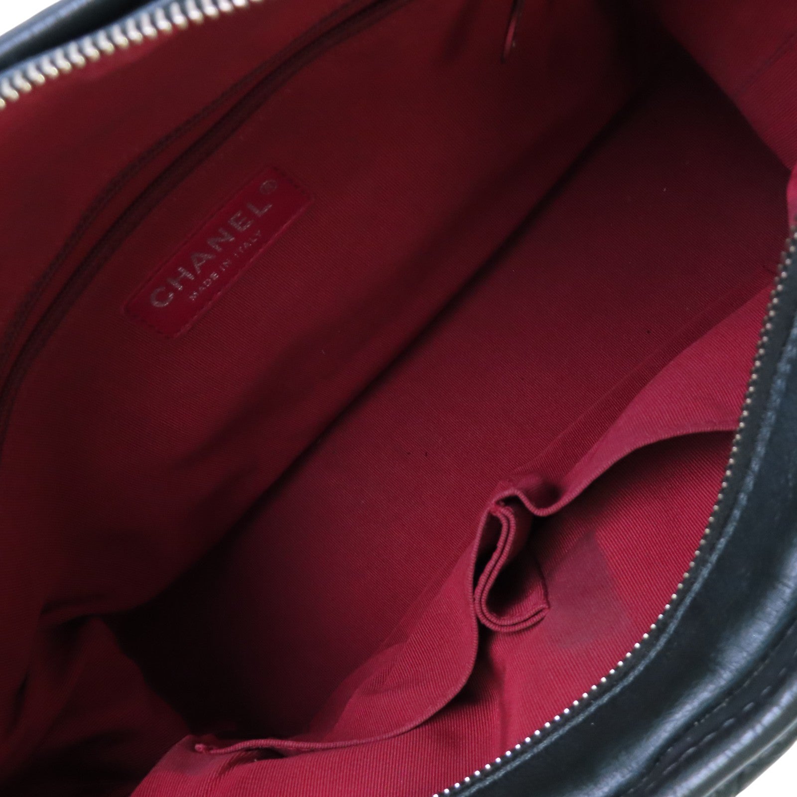 CHANEL 牛皮皮革Gabrielle Chain Shoulder Bag銀扣鏈帶肩背袋