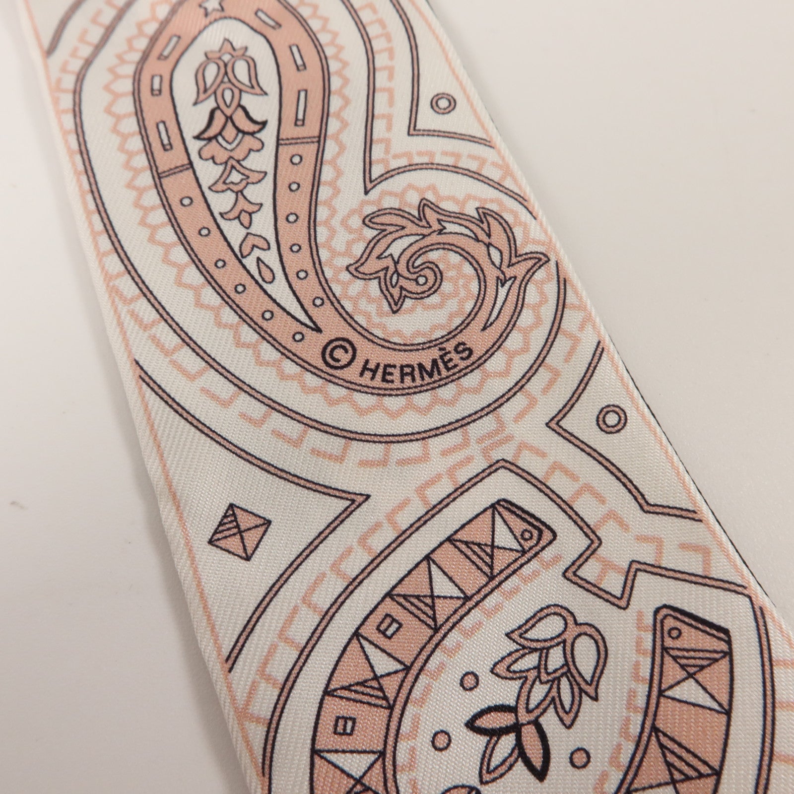 HERMES 絲質Twilly絲巾