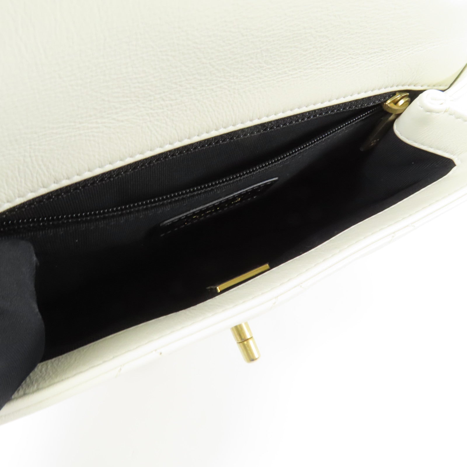 CHANEL 牛皮皮革Chain Shoulder金扣肩背袋