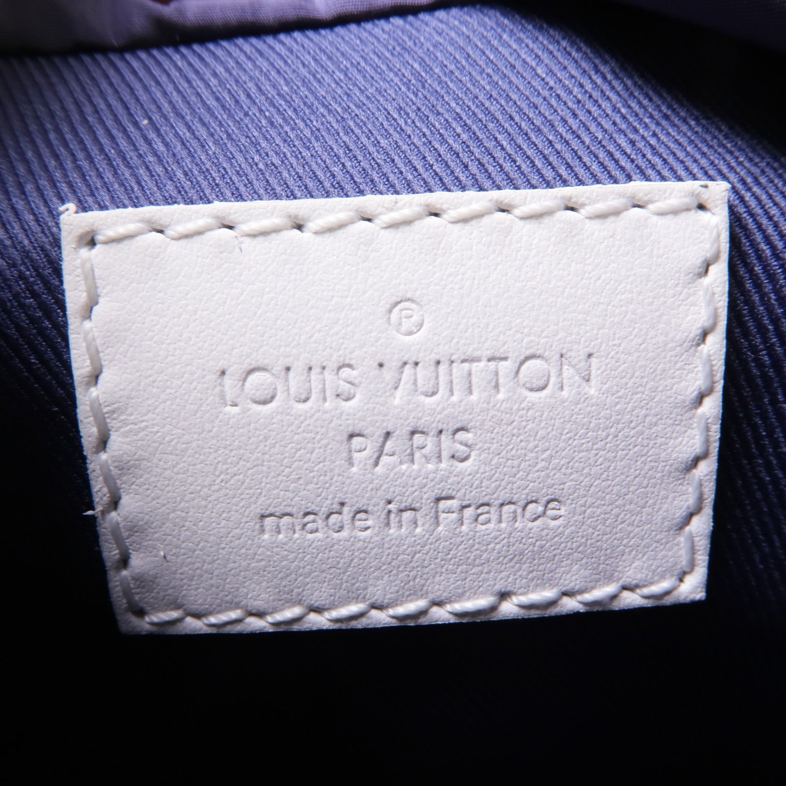 LOUIS VUITTON Float Wearable Wallet Shoulder Bag M11698 Monogram Storm White