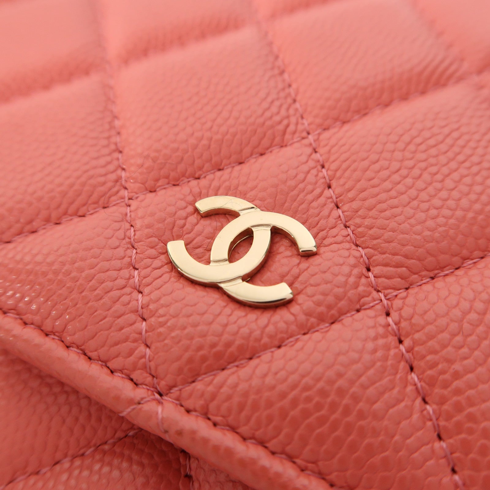 CHANEL 牛皮皮革WOC Wallet On Chain金扣鏈帶肩背袋