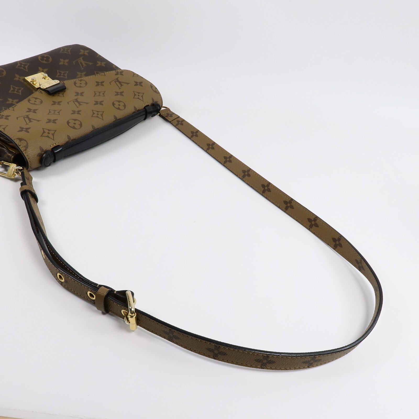 LOUIS VUITTON Monogram Reverse Pochette Metis手挽肩背兩用袋