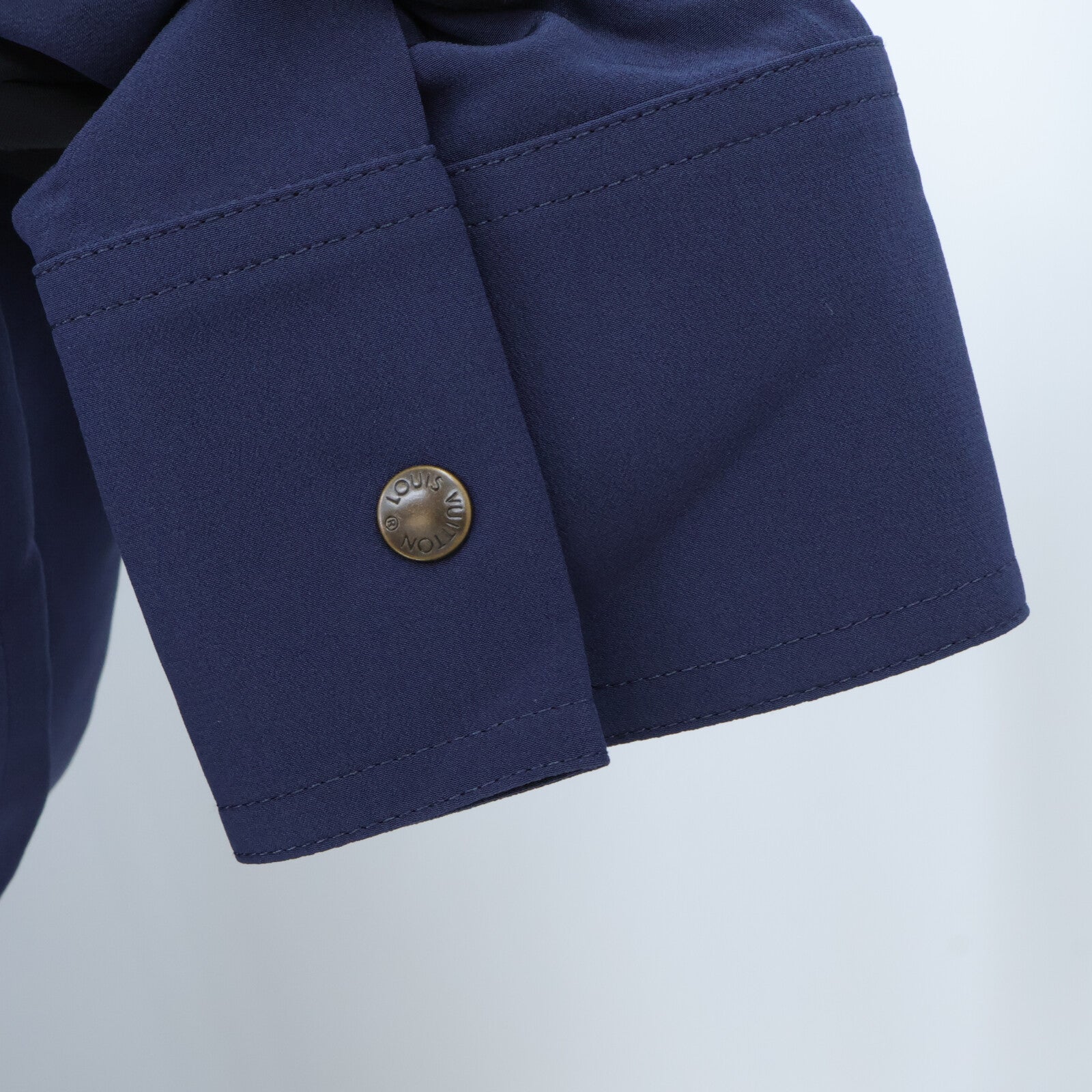 LOUIS VUITTON Long-Sleeved Epaulet Shirt連身裙