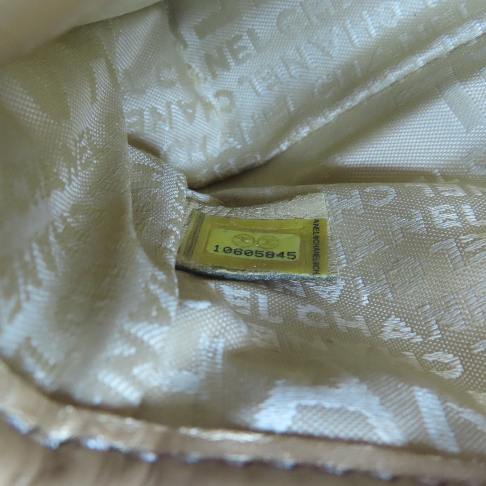CHANEL 【激減優惠】菱格牛皮皮革Waist Bag銀扣腰包金色