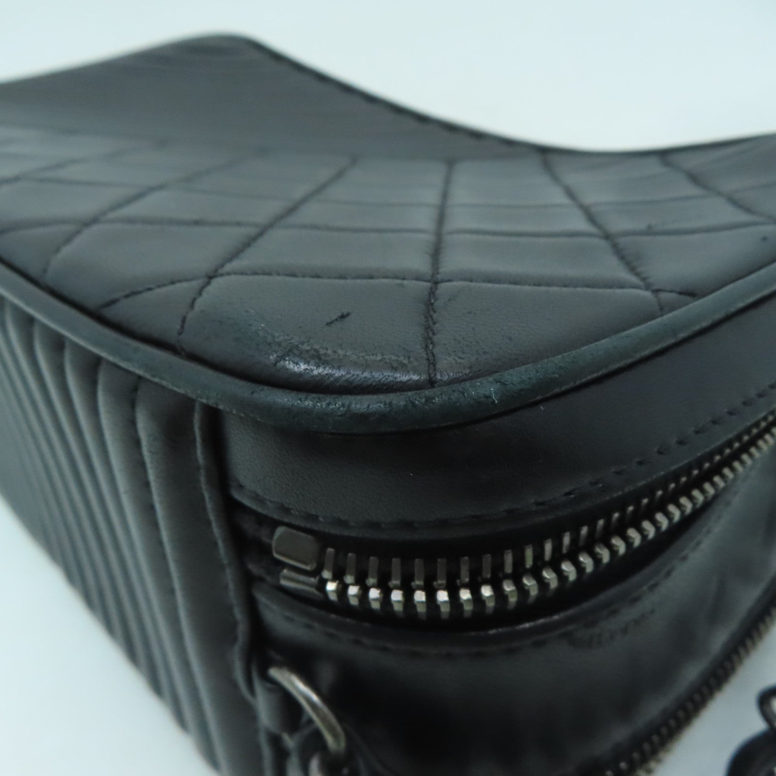 CHANEL **【激減優惠】菱格羊皮皮革Chain Shoulder銀扣鏈帶肩背袋黑色