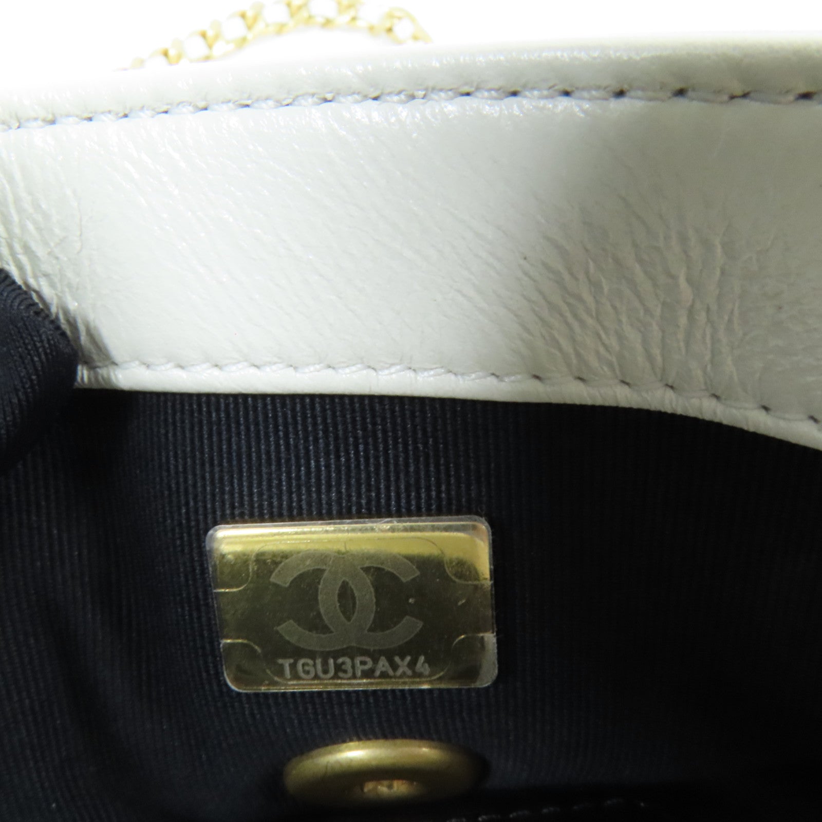 CHANEL 牛皮皮革Chain Shoulder金扣肩背袋