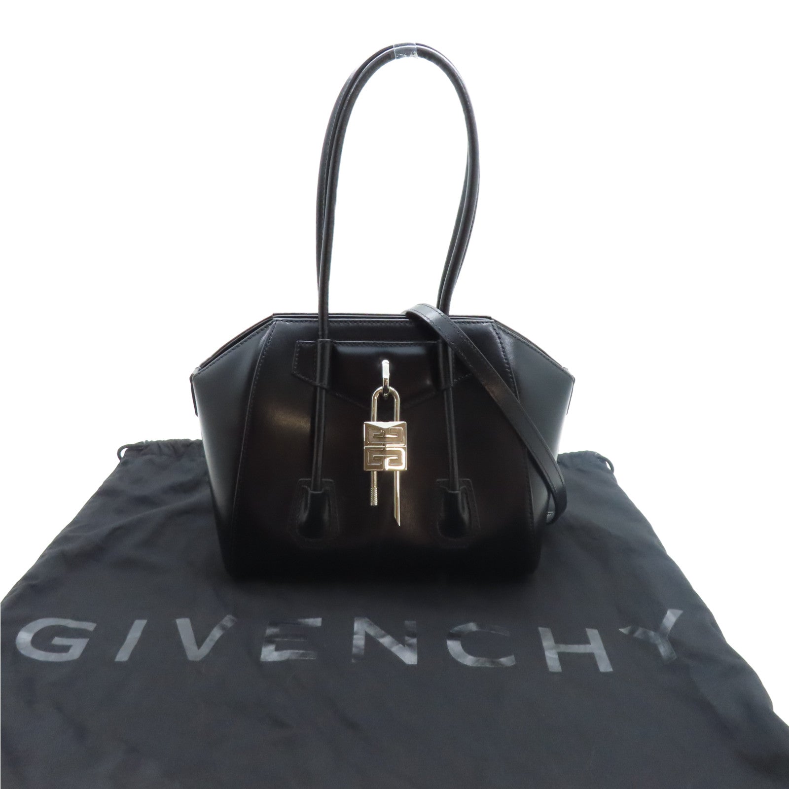 GIVENCHY 【激減優惠】牛皮皮革Antigona Lock銀扣手挽肩背兩用袋黑色