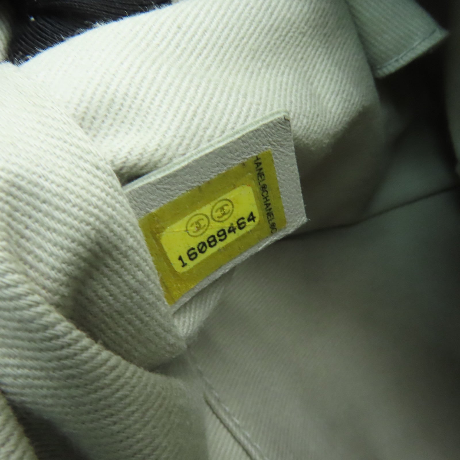 CHANEL 【清倉大減價】菱格皮革Chain Shoulder銀扣鏈帶肩背袋黑色
