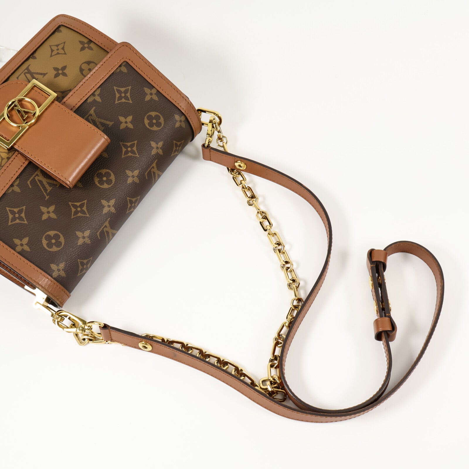 LOUIS VUITTON Monogram Reverse Dauphine MM肩背袋