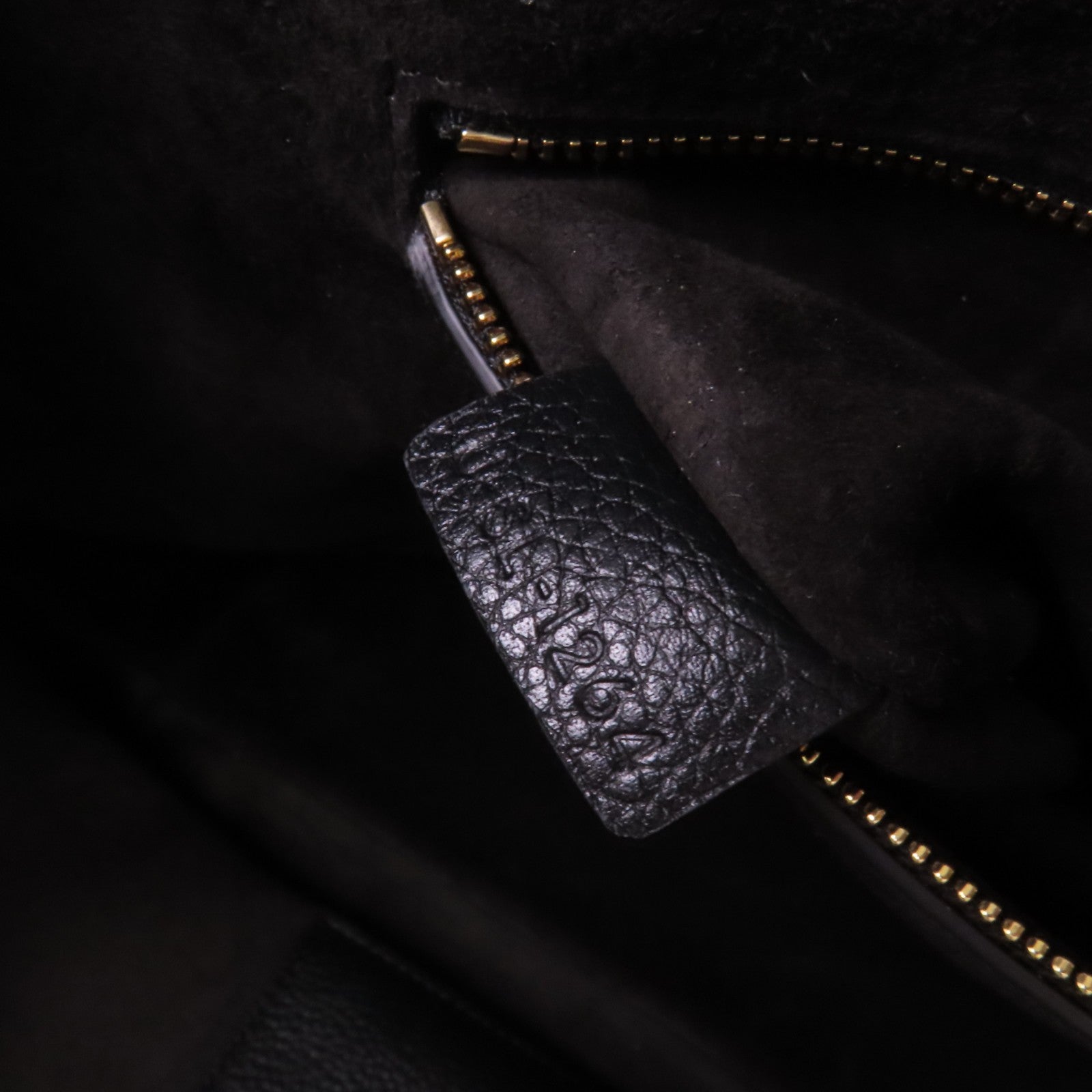 CELINE 牛皮皮革Shoulder Bag金扣肩背袋